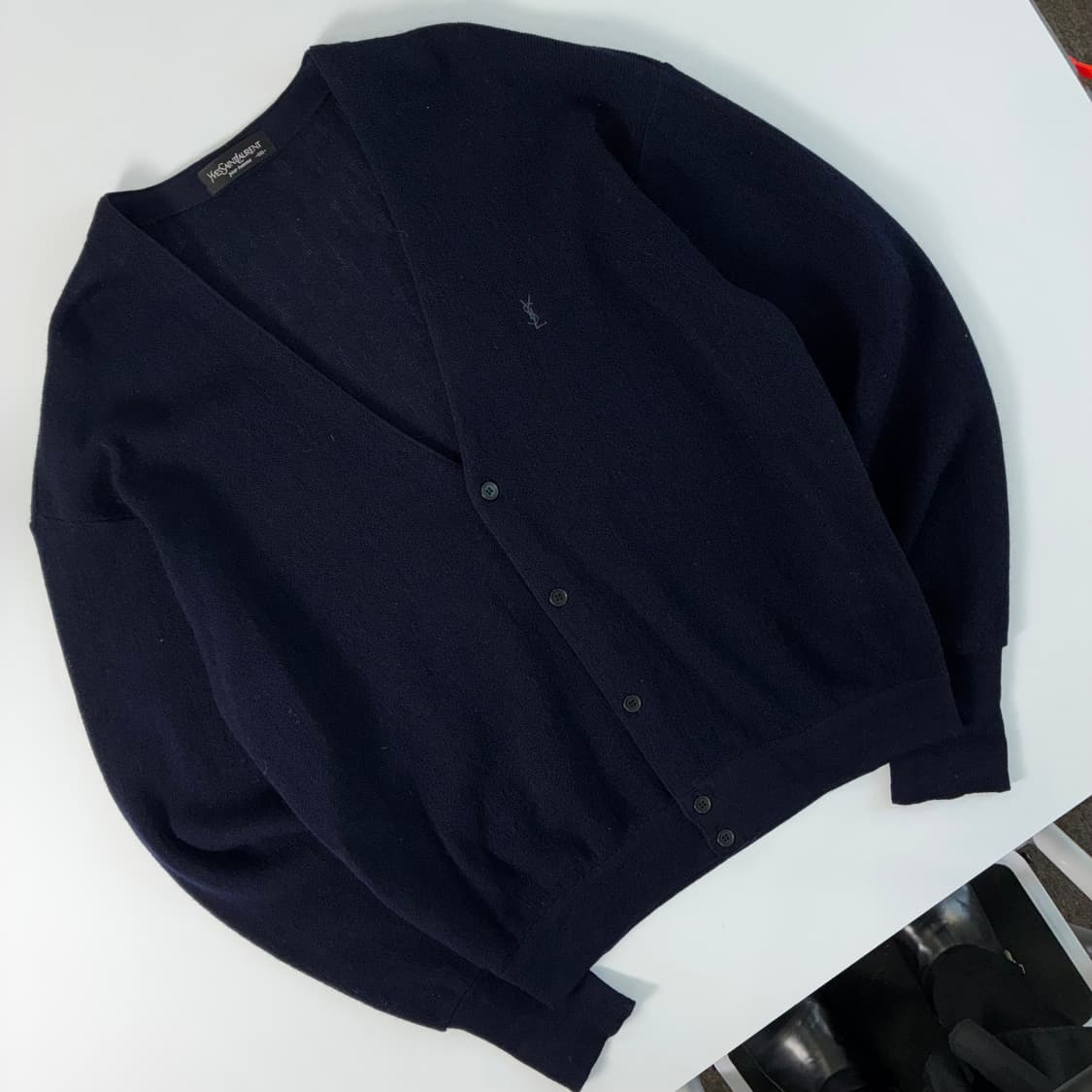 Yves Saint Laurent  입생로랑 자수 울 네이비 니트 가디건 상품이미지2