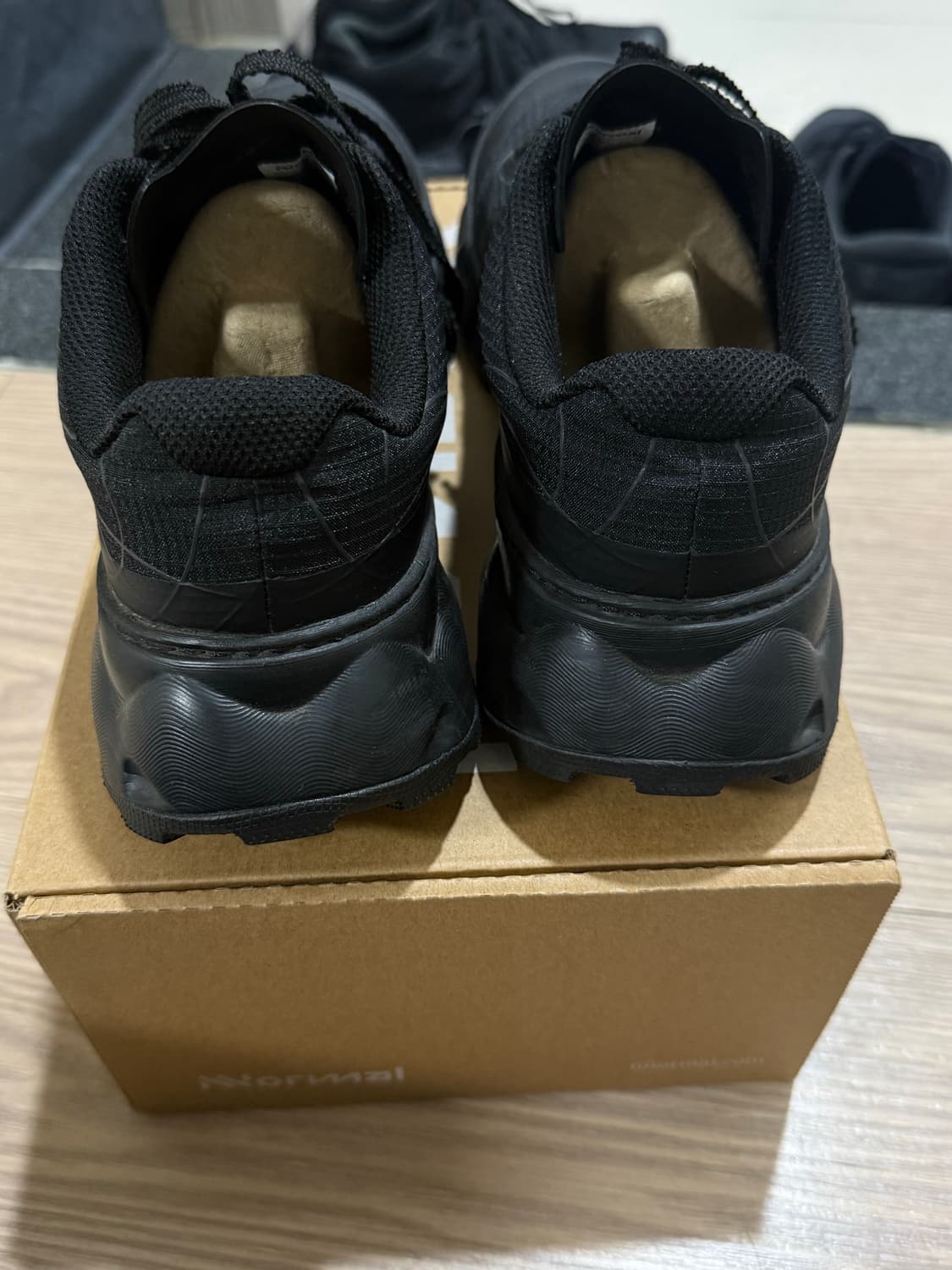 [25.8] 노말 토미르 2.0 올블랙 상품이미지4