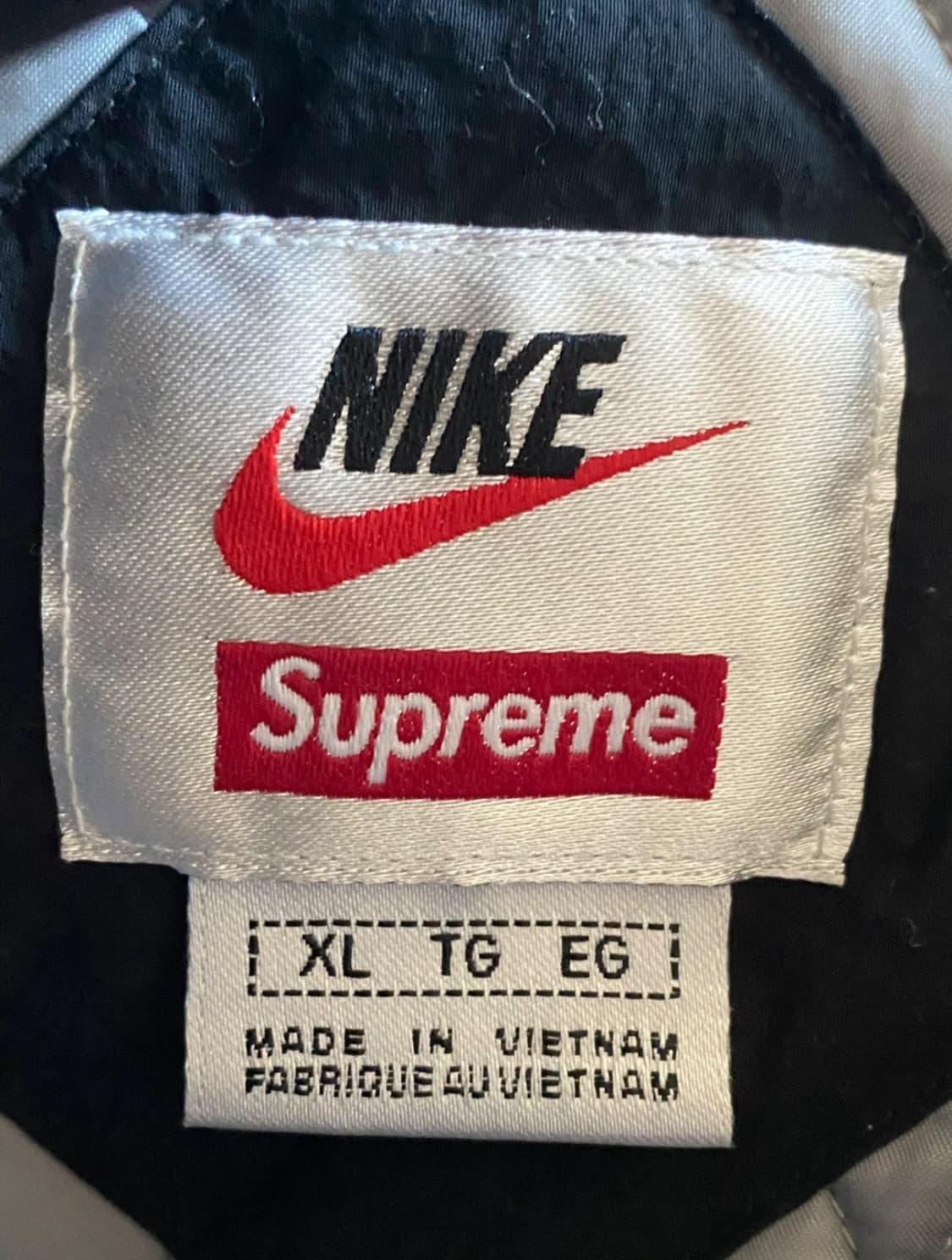 슈프림 x 나이키 레트로 후드 스포츠 자켓 실버 XL 상품이미지9