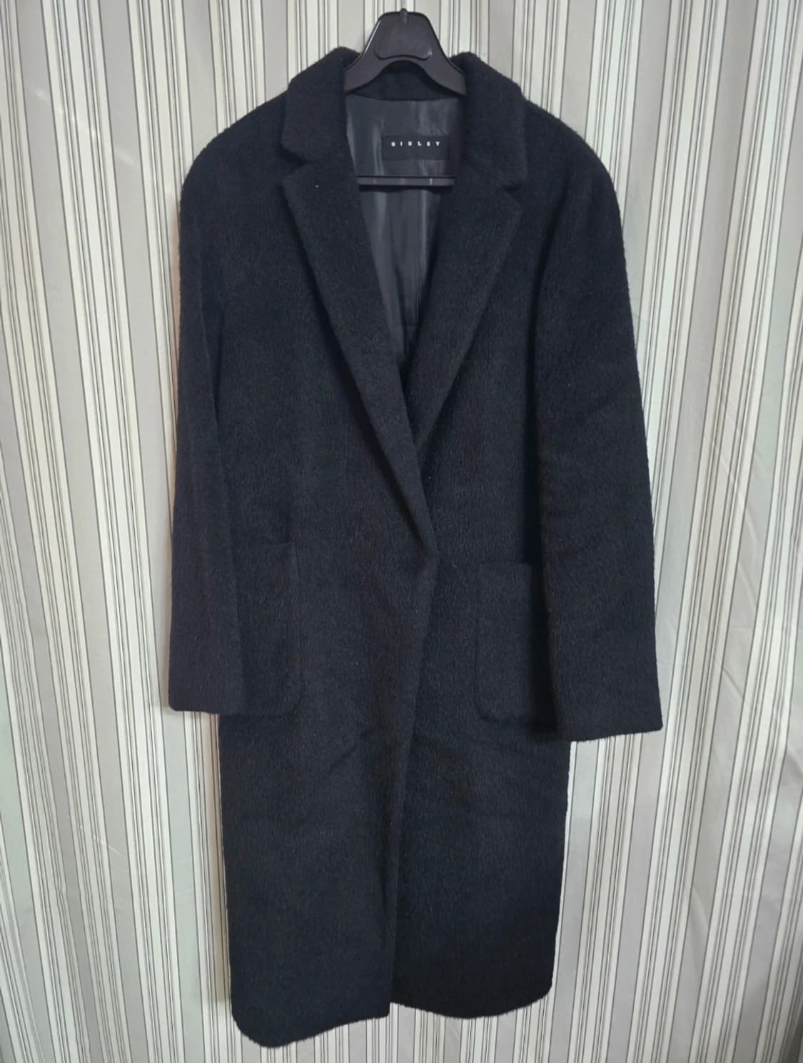 (42)시슬리 블랙 앙고라 핸드메이드 코트 상품이미지1