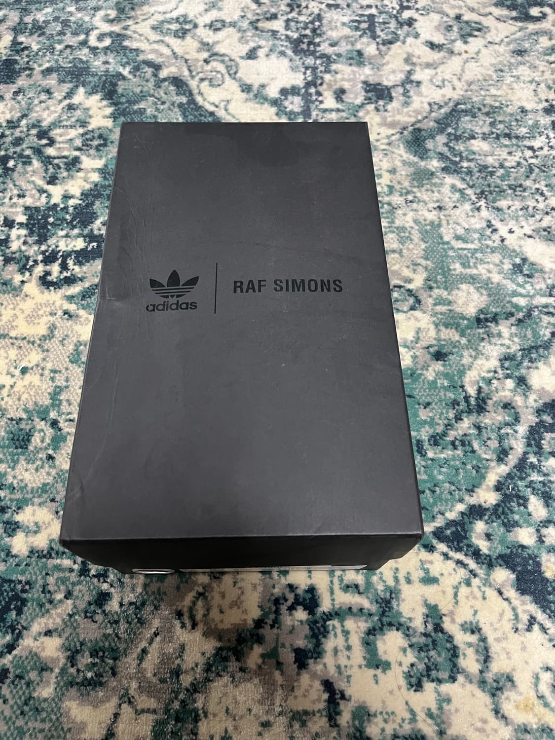 아디다스 라프시몬스 디트로이트 러너 뉴러너 255-260 상품이미지1