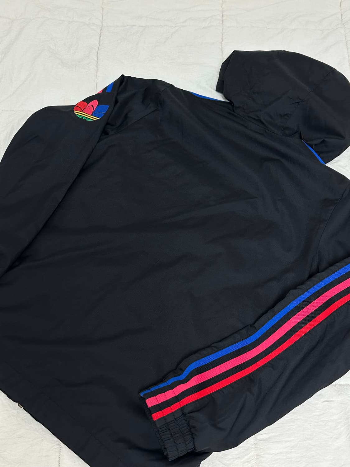 아디다스 파이어버드 삼선 후드 바람막이 미디움 상품이미지2