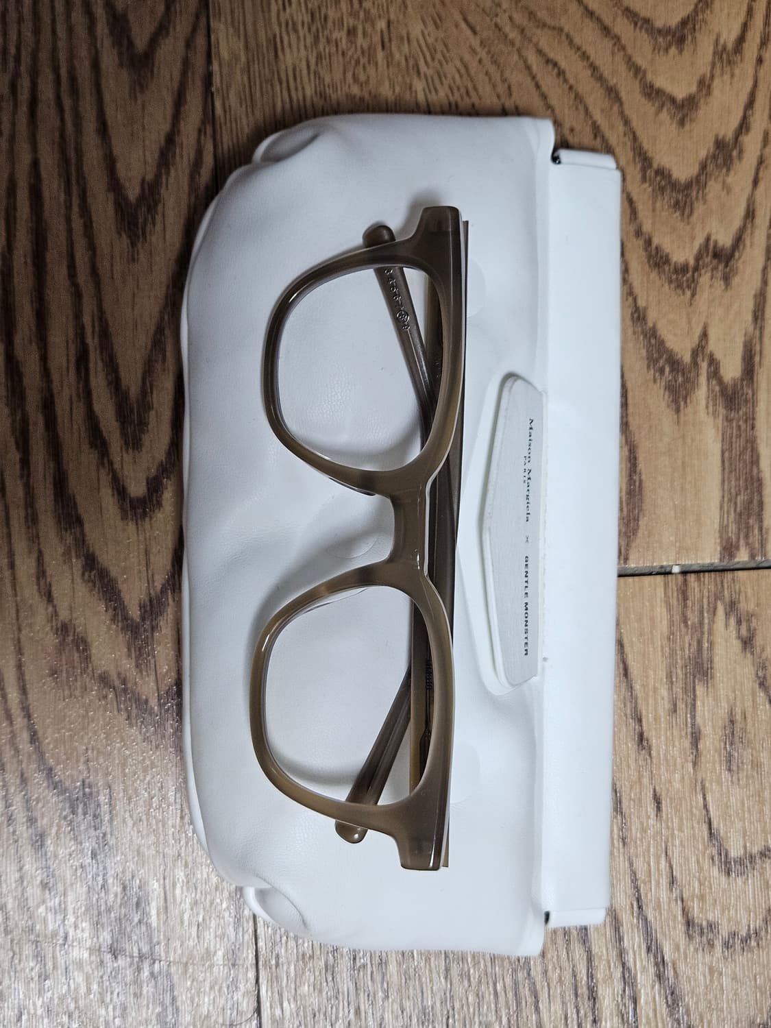 젠틀몬스터X마르지엘라 MM010 클리어 브라운 상품이미지1