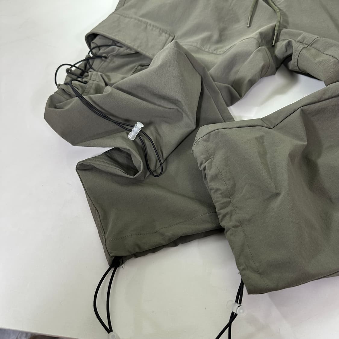 S-M ALL WEARS 파스텔카키 카고스트링 나일론팬츠 상품이미지3