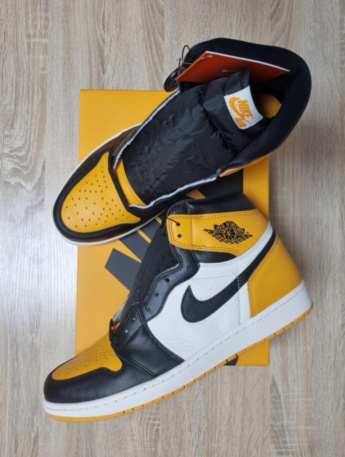 [300]조던1 하이 OG 택시  상품이미지1