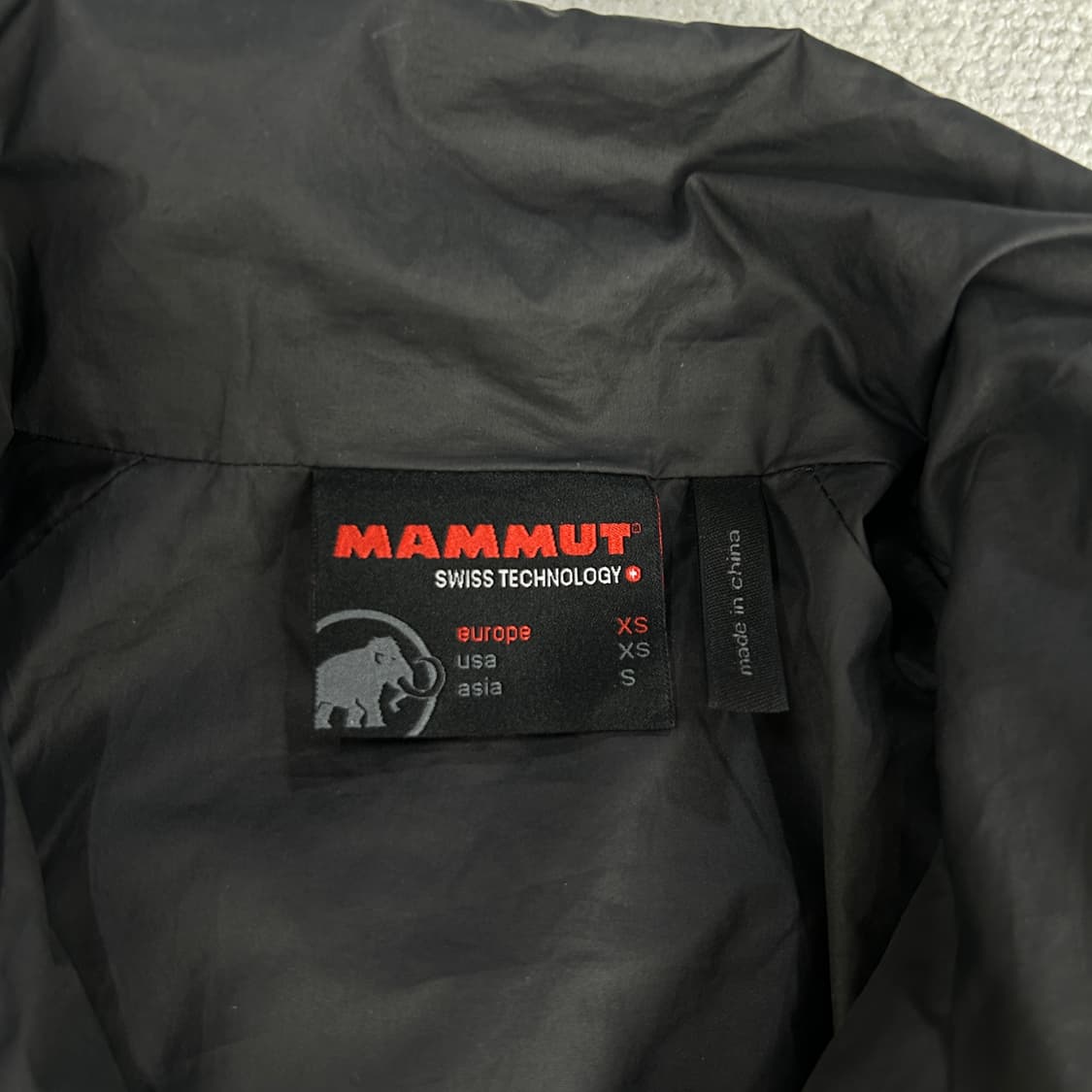 마무트 정품 여성 패딩 xs 상품이미지2