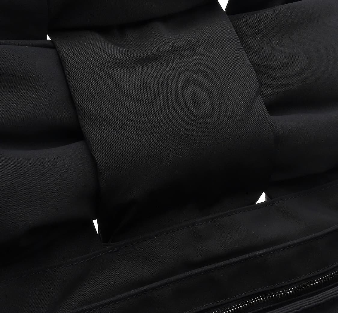 [S급] 보테가베네타의 필로우 카세트백 판매합니다!!! 상품이미지5