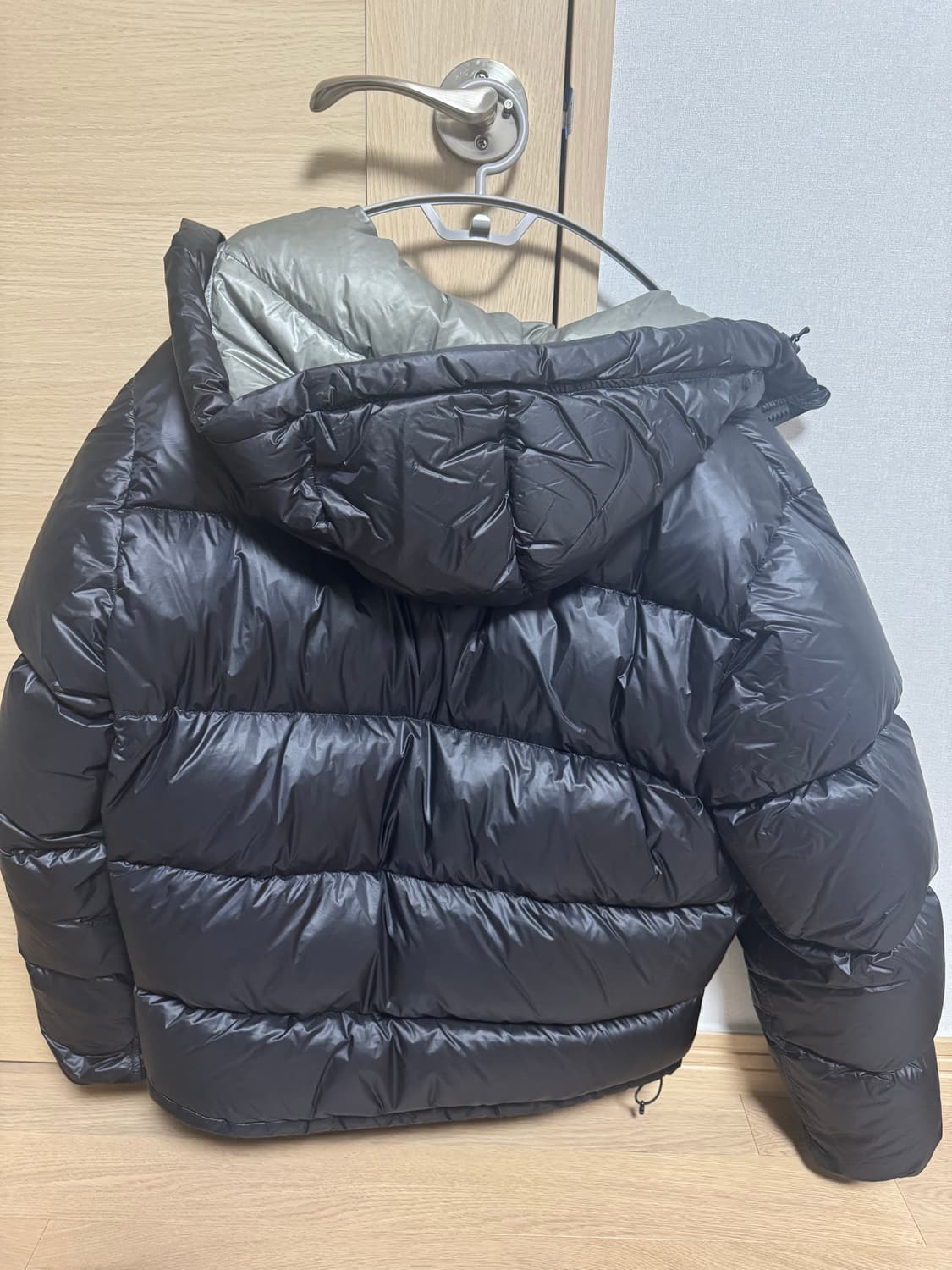 스투시패딩 상품이미지1