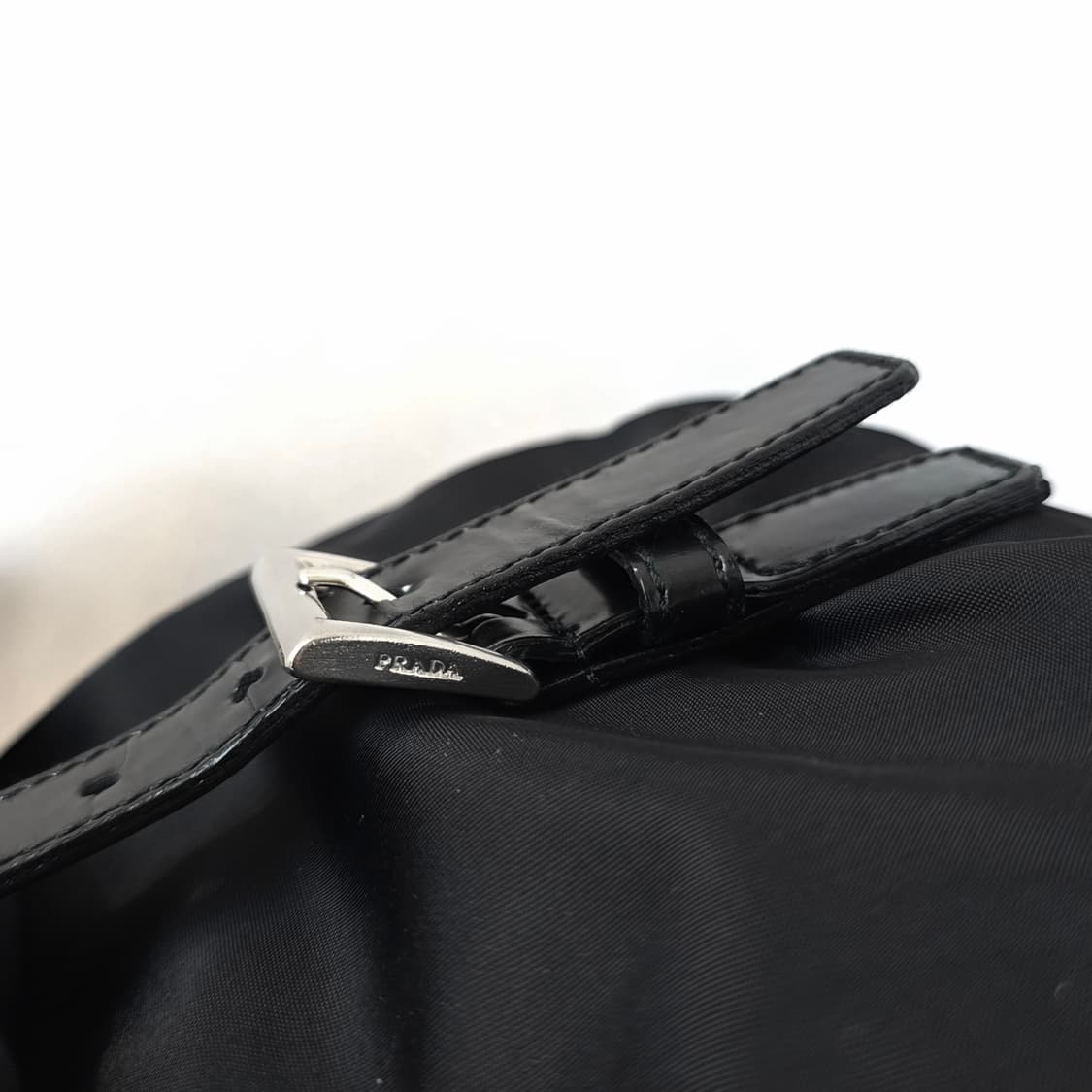 [정품 PRADA] 프라다 포코노 나일론 크로스백 주우재백 남녀공용 상품이미지6