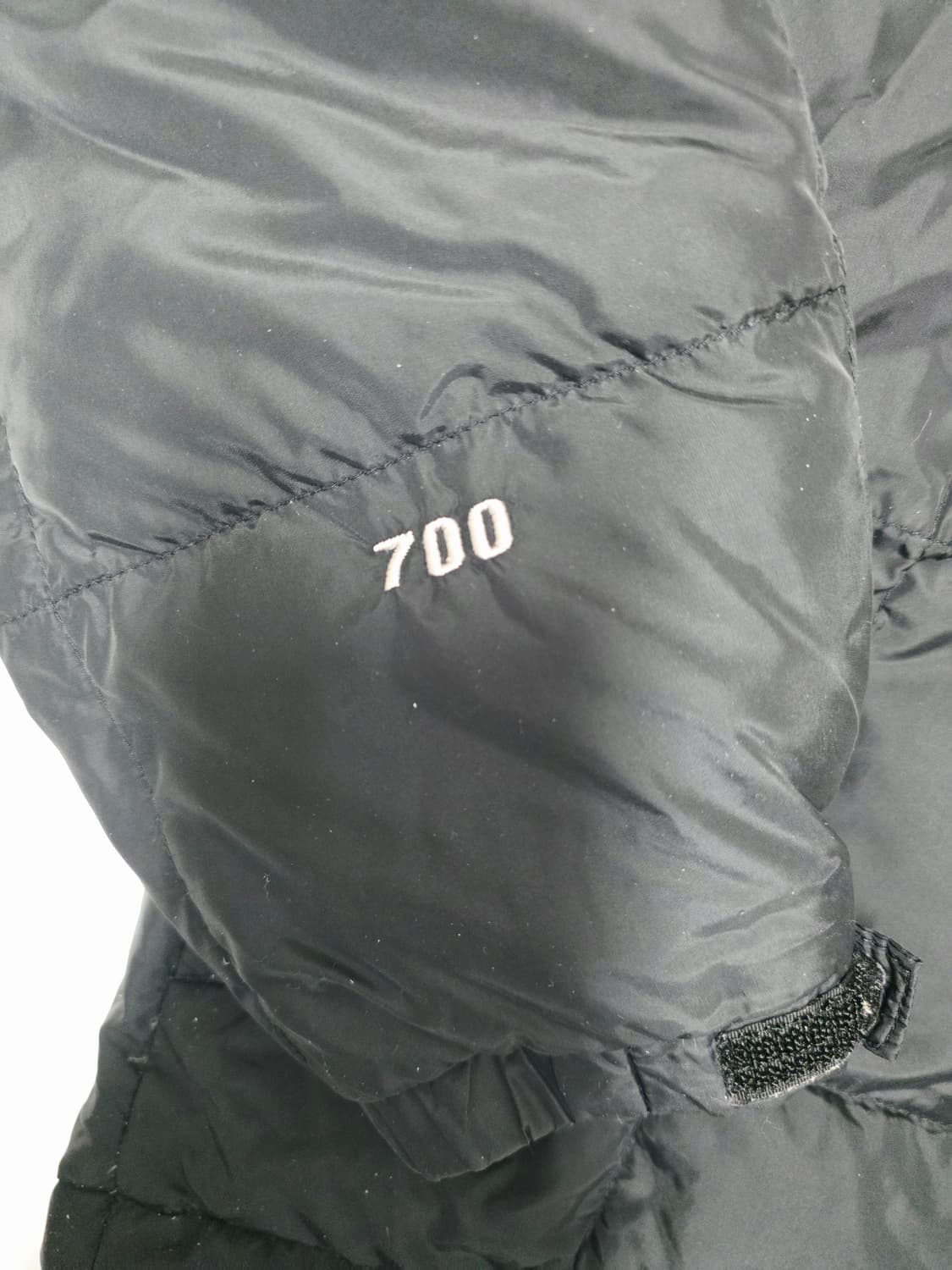 [노스페이스] 겨울 근본템 700필 블랙 구스다운 눕시 패딩 105 상품이미지3