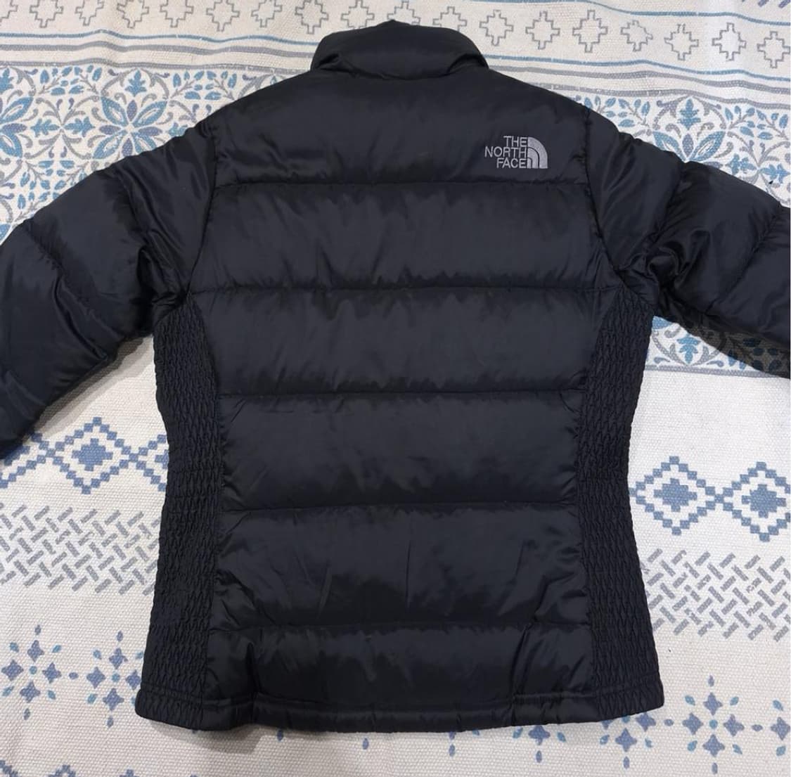 노스페이스 550 이너플리스 구스다운 퀼팅 패딩 상품이미지3