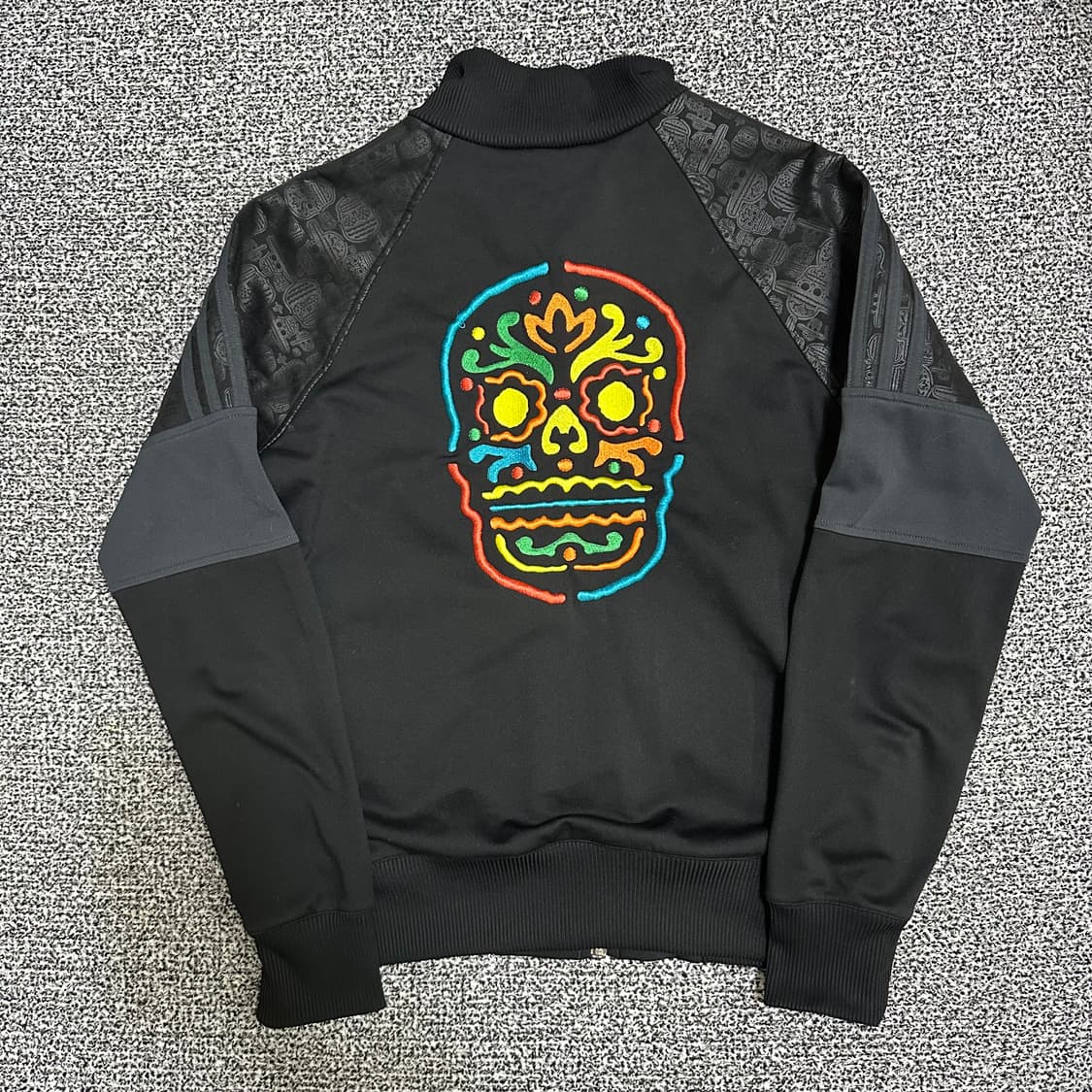 (95) 아디다스 스컬 해골 자수 트랙탑 져지 상품이미지4