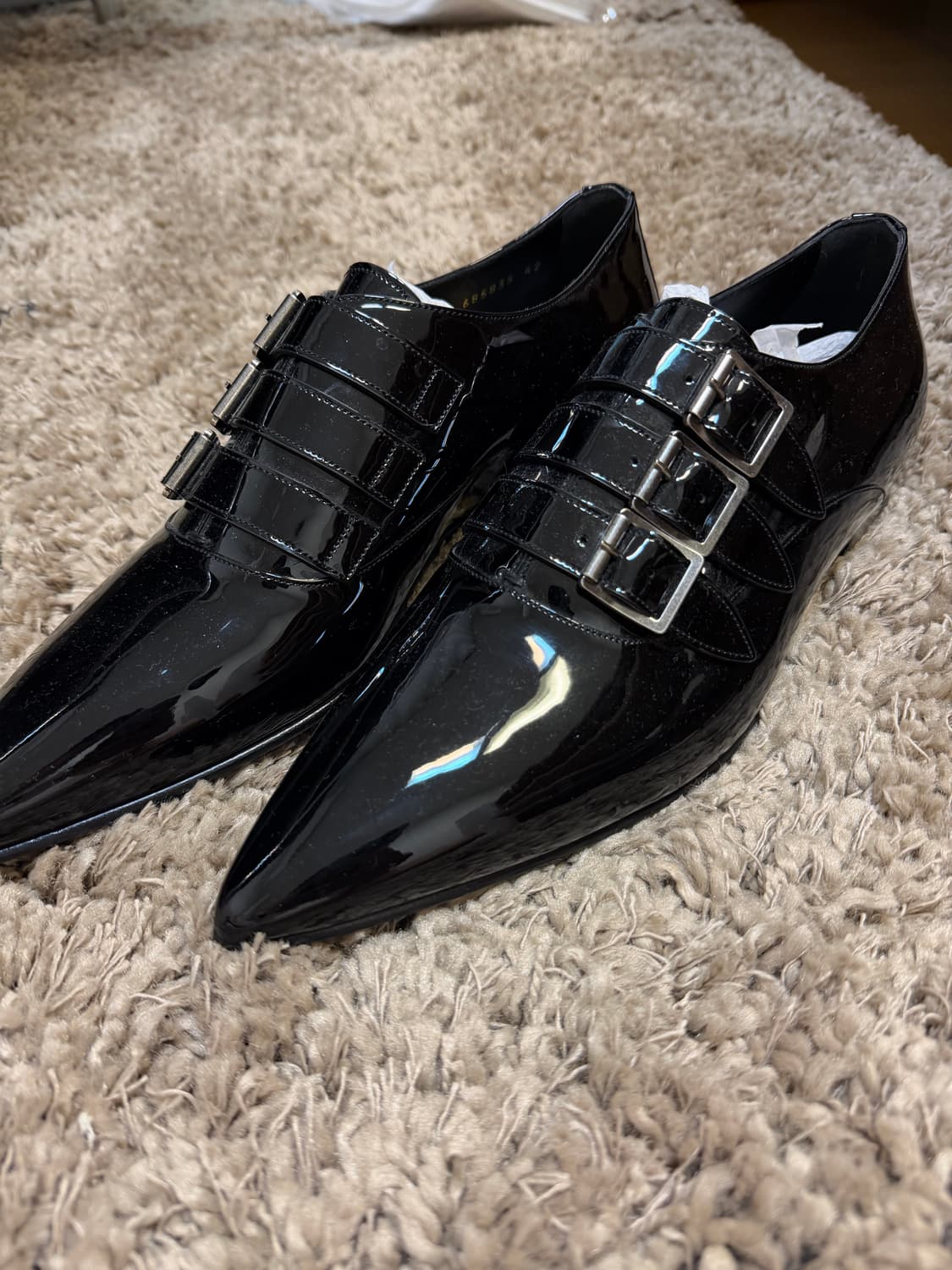 새제품)생로랑 애나멜 트리플 스트랩 슈즈로퍼 상품이미지1