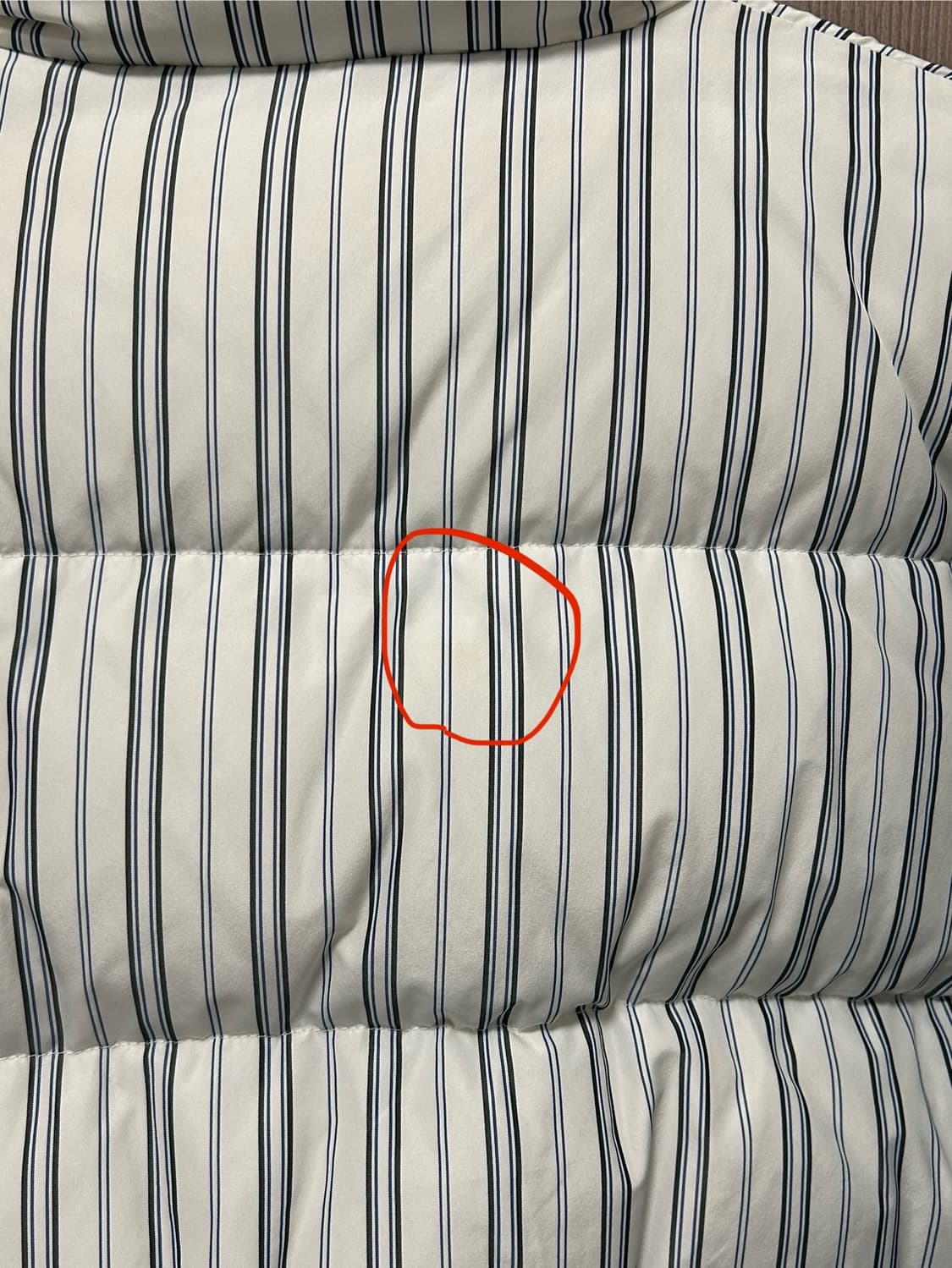 스투시 스트라이프 다운 패딩 상품이미지8