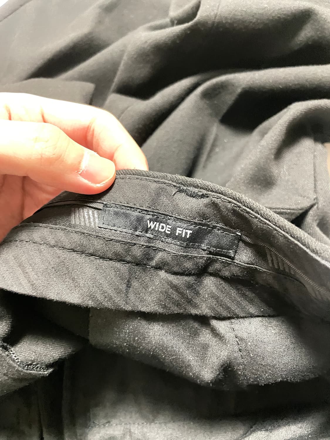 무신사스탠다드 와이드핏 히든밴딩 슬랙스 블랙 28 상품이미지4