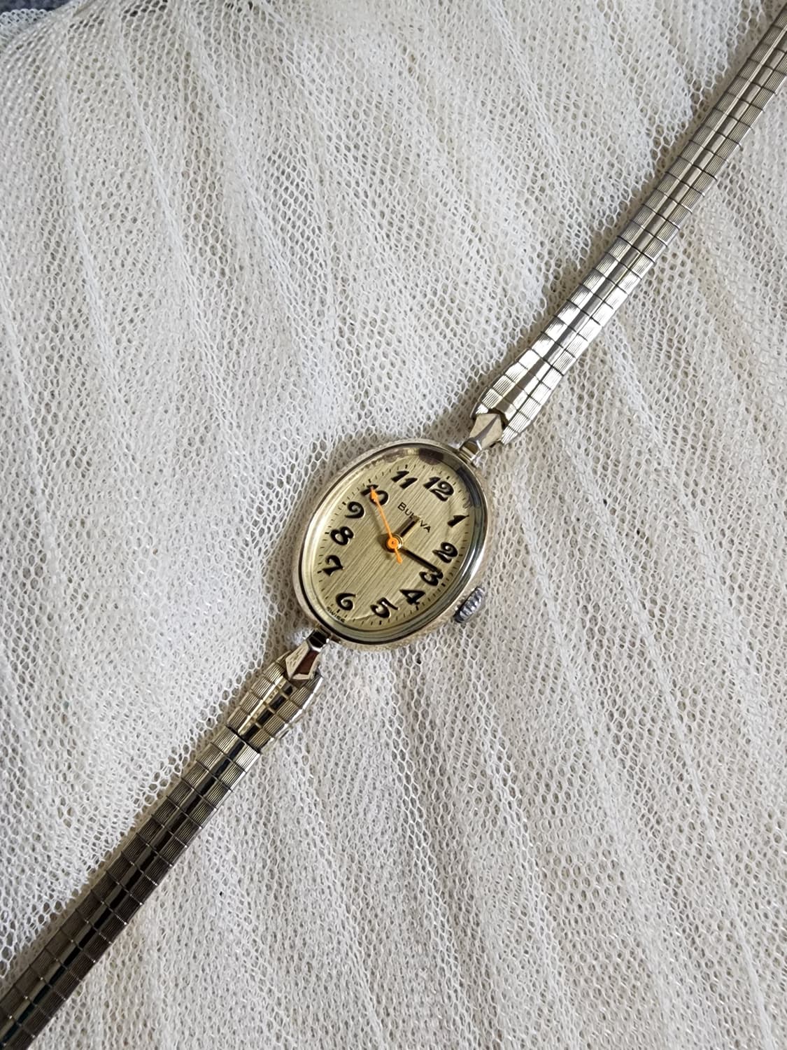 70s 빈티지 금장 부로바 기계식 여성시계 상품이미지2