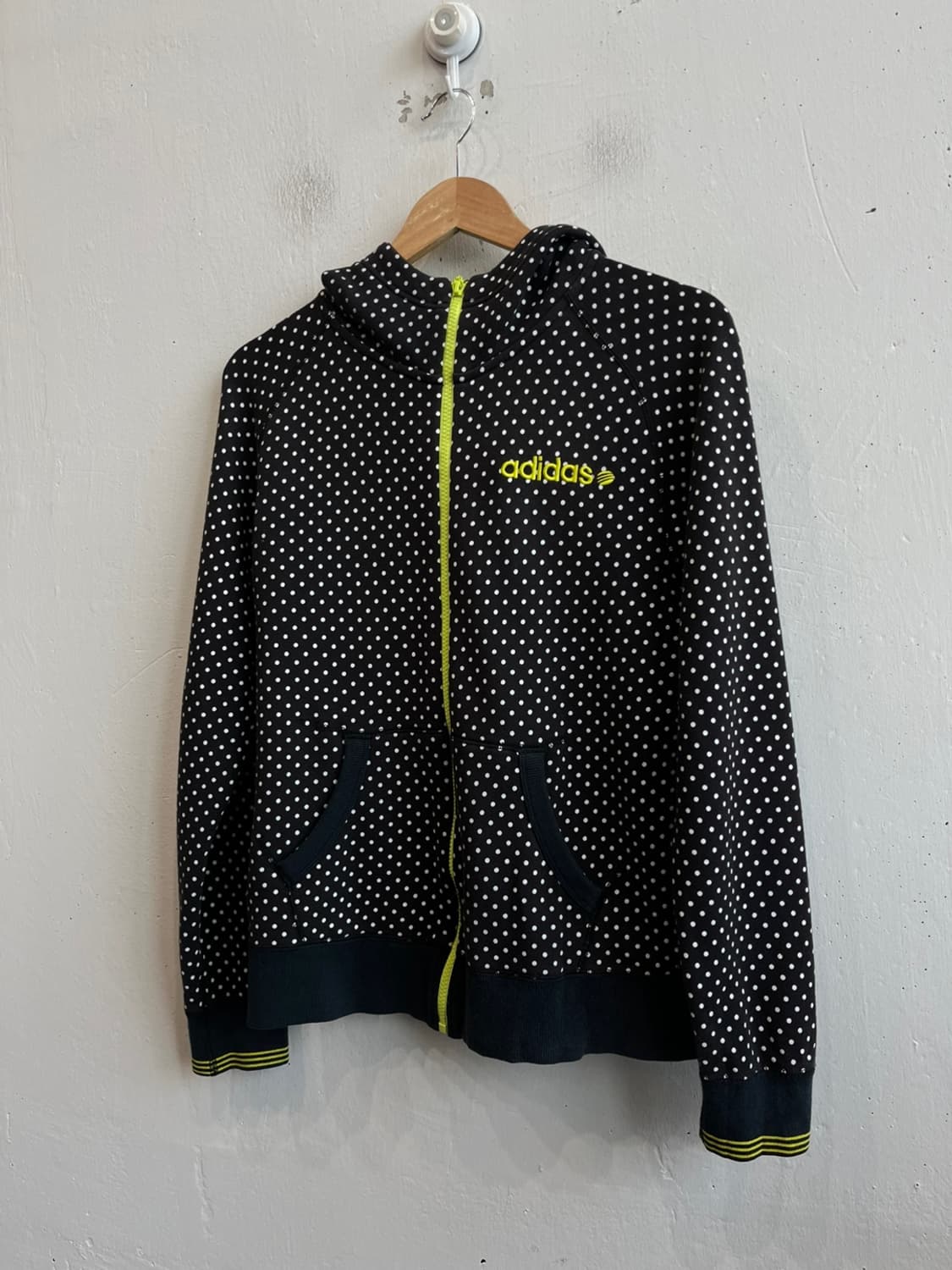 아디다스 도트 땡땡이 후드집업  상품이미지1