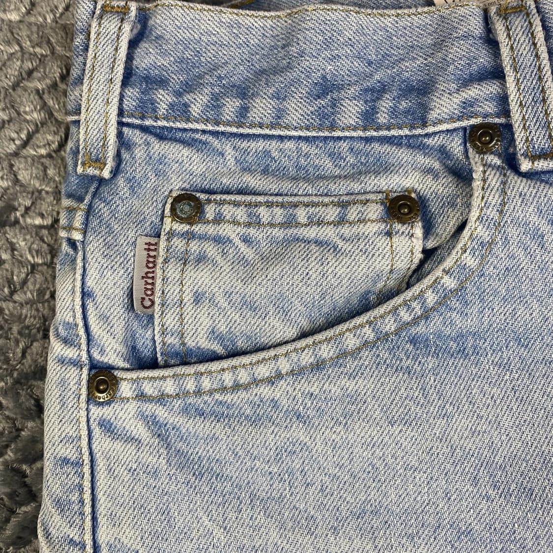 칼하트 워시드 데님 팬츠 연청 릴렉스드 핏 상품이미지3