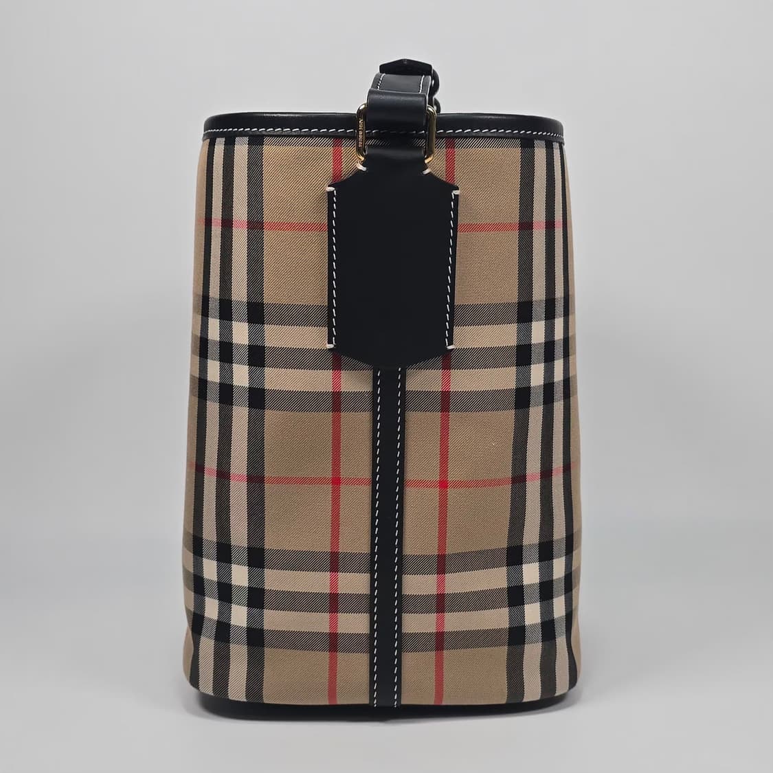 버버리 애쉬비 체크 버킷백 상품이미지5