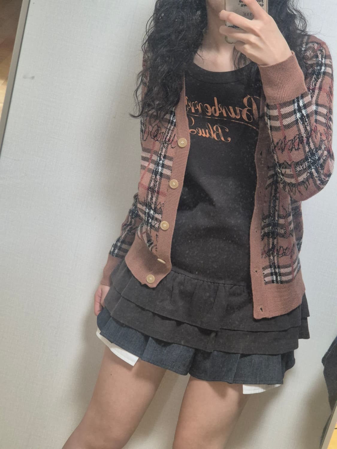 버버리 브라운 체크 가디건 상품이미지1