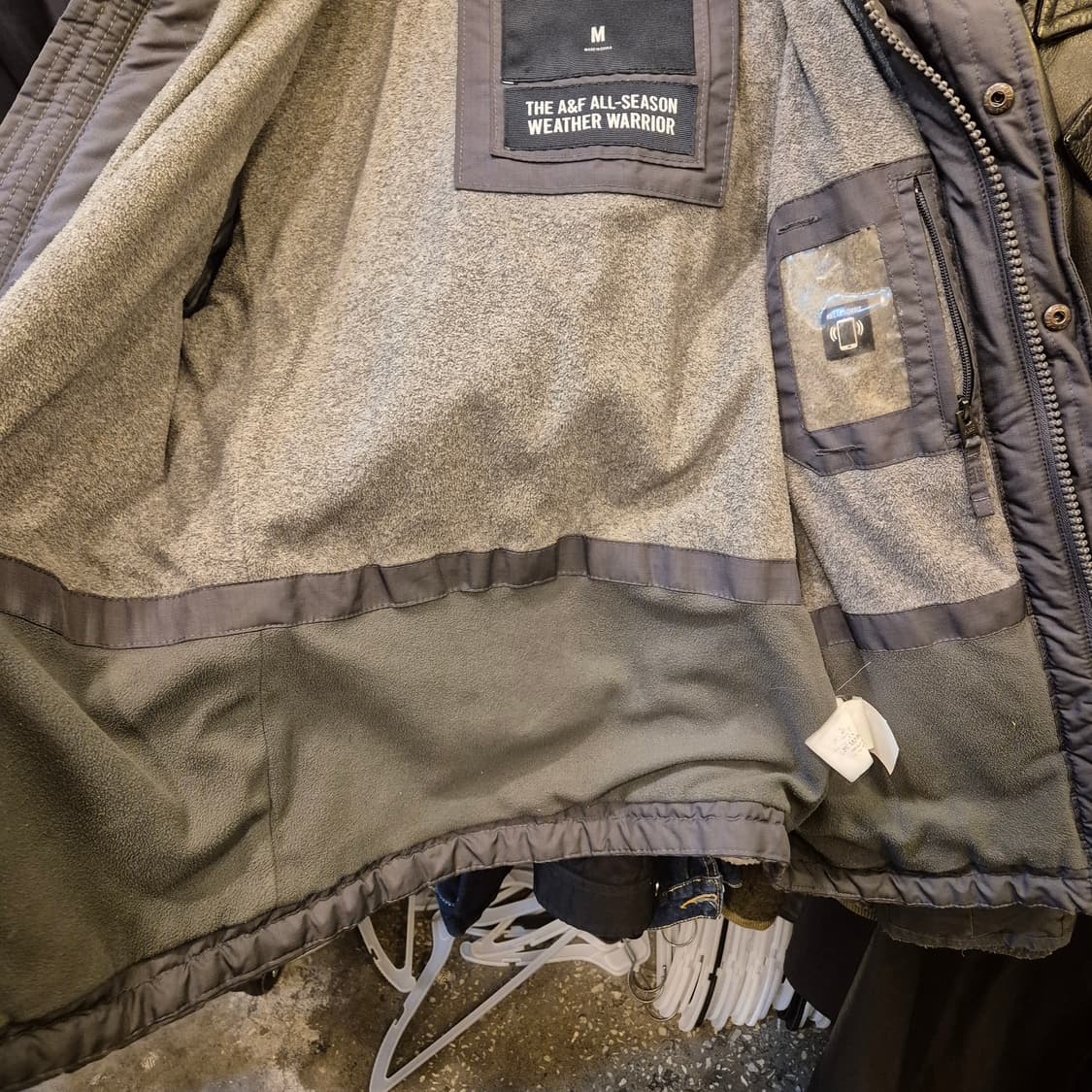 M 아베크롬비 차콜 후드자켓 상품이미지6