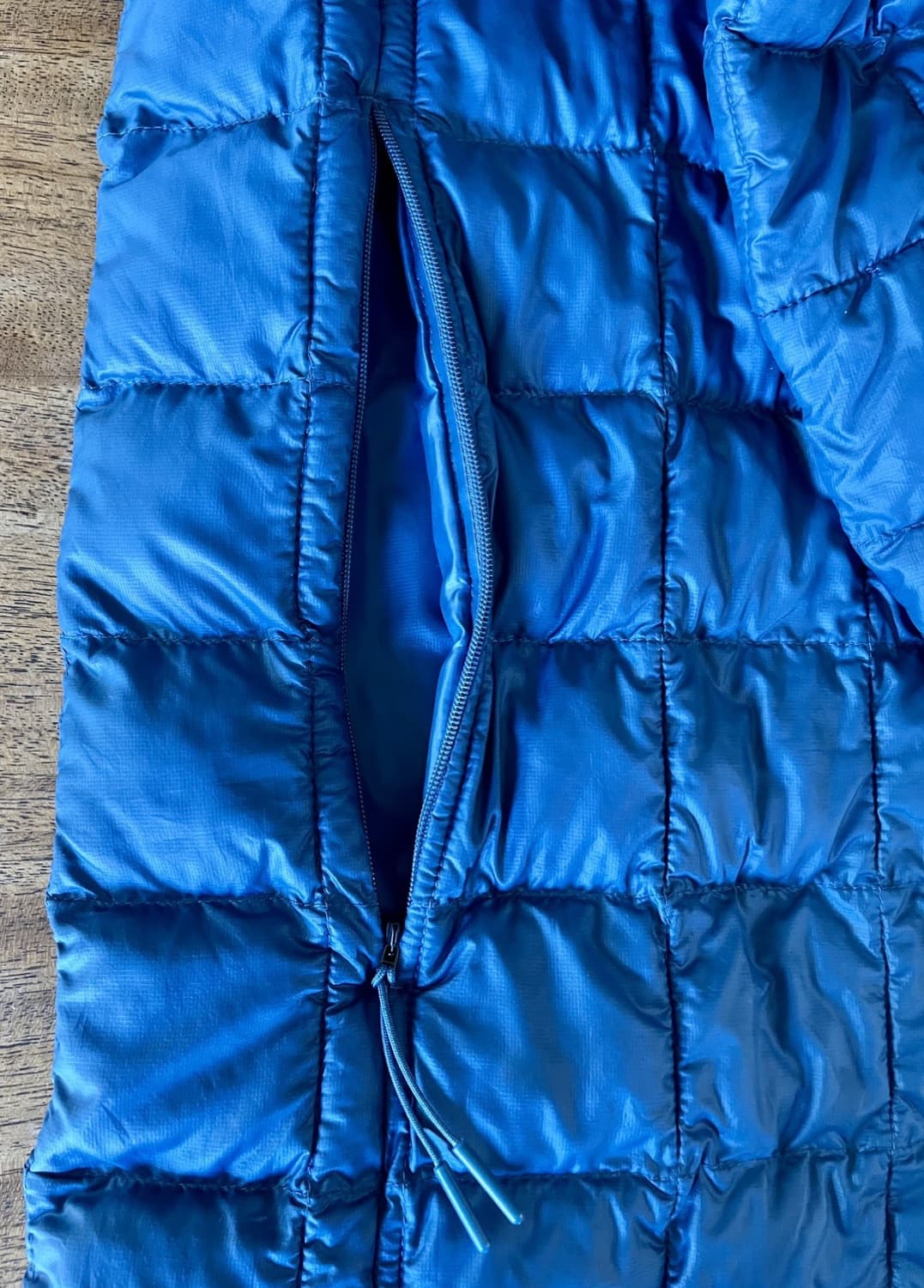 노스페이스 써모볼 에코 경량 자켓 블루 패딩 상품이미지4