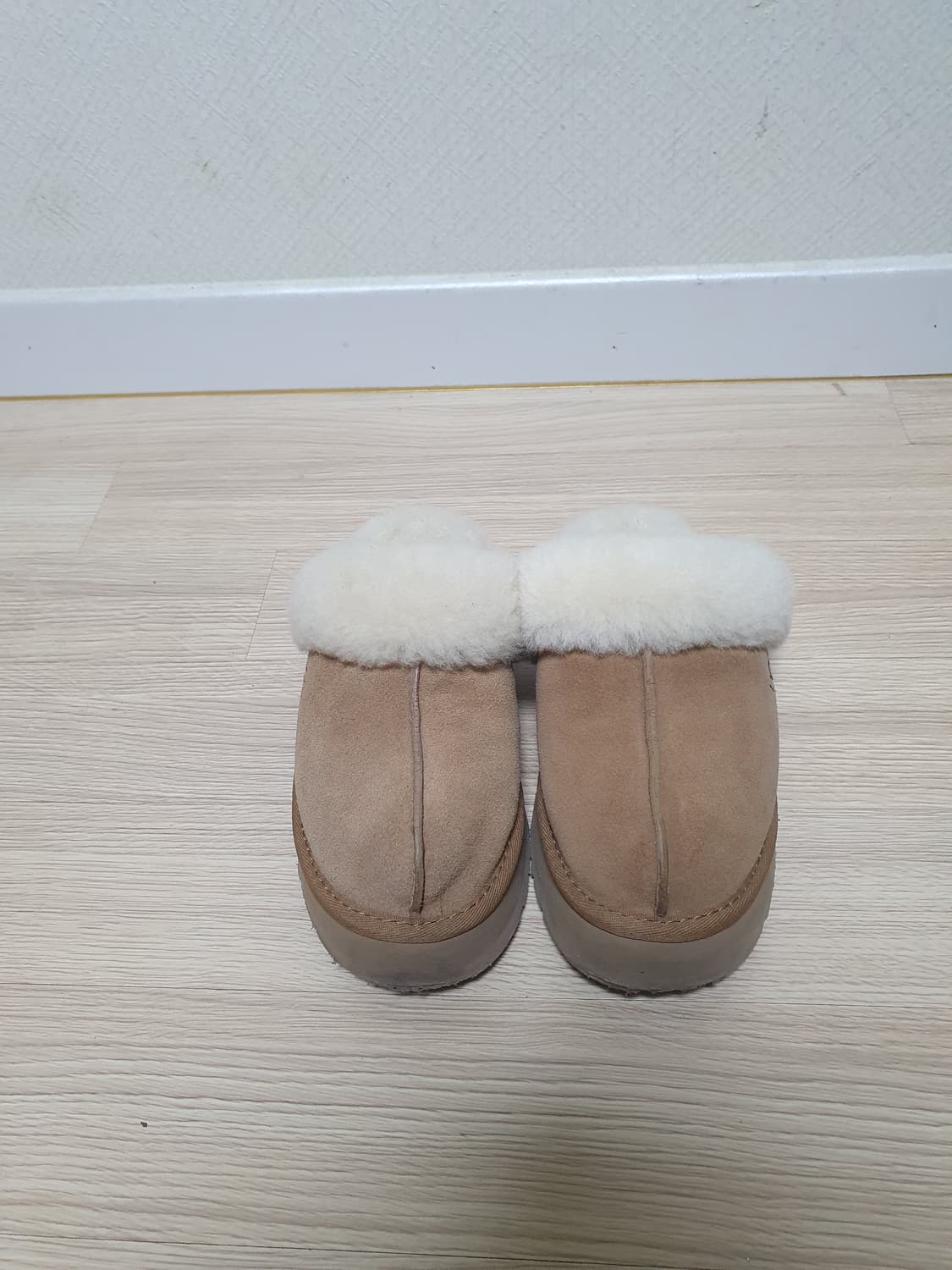 어그 디스케트 털 슬리퍼 250 상품이미지3