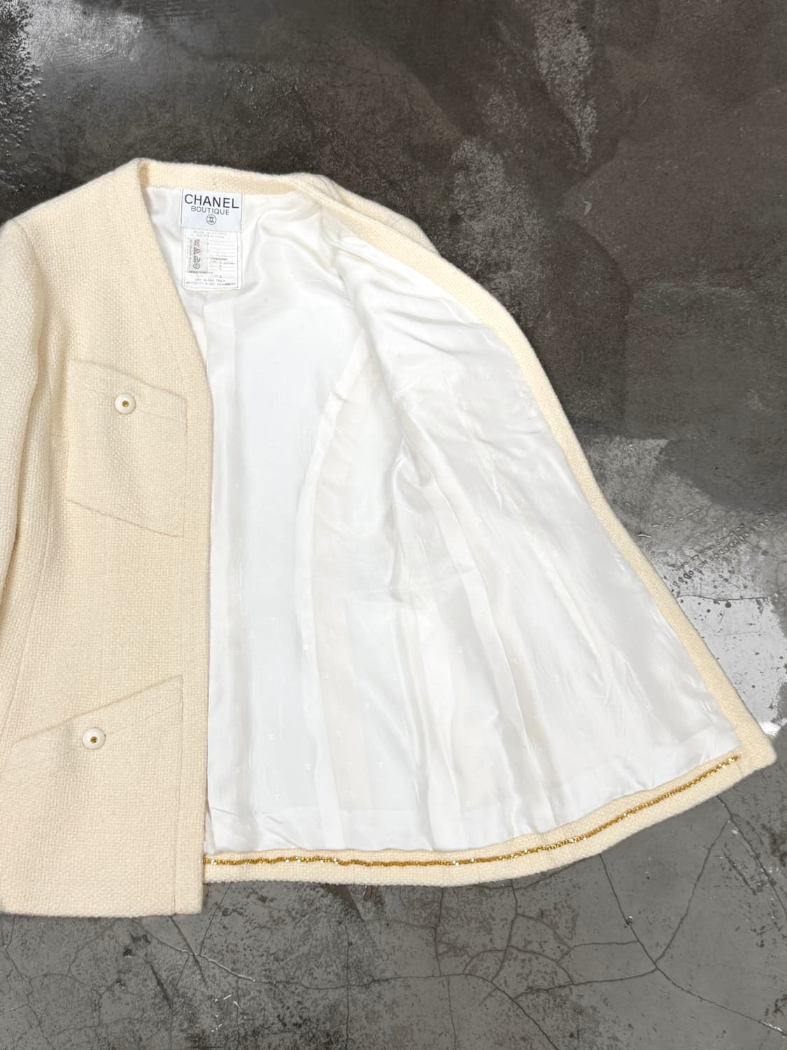 샤넬 부띠끄 트위드 자켓 아이보리 상품이미지6