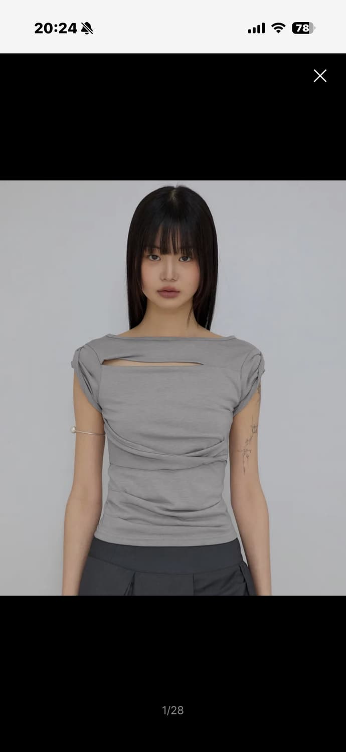플레어업 Asymmetrical Draped Roll-Up T-Shirt 상품이미지1
