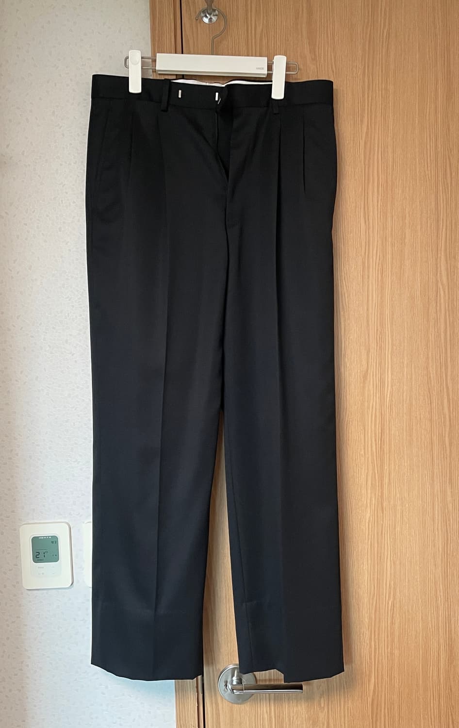 아프레쎄 울 개버딘 트라우져 차콜 상품이미지2