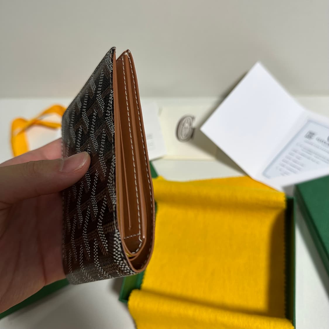 [당일출고] 새상품급 고야드 빅투아르 반지갑 상품이미지6