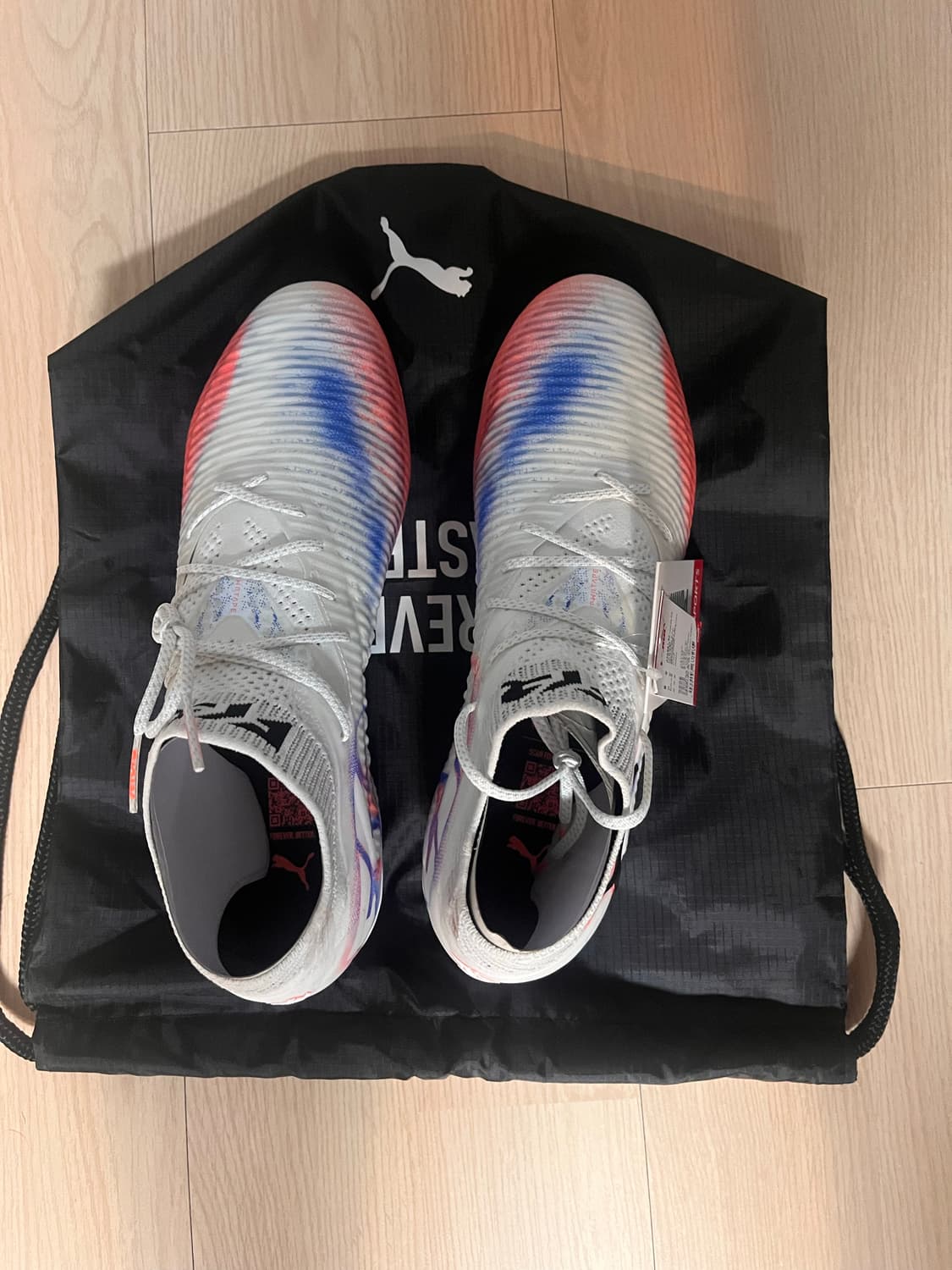 푸마 퓨처 축구화 새상품(265사이즈) 상품이미지3