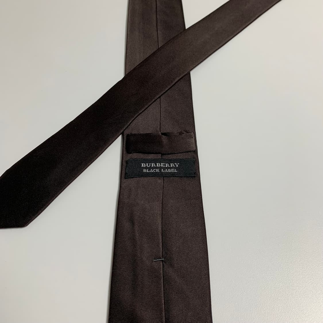 버버리(BURBERRY) 명품 슬림넥타이 블랙라벨 A+등급 6.3cm 상품이미지5