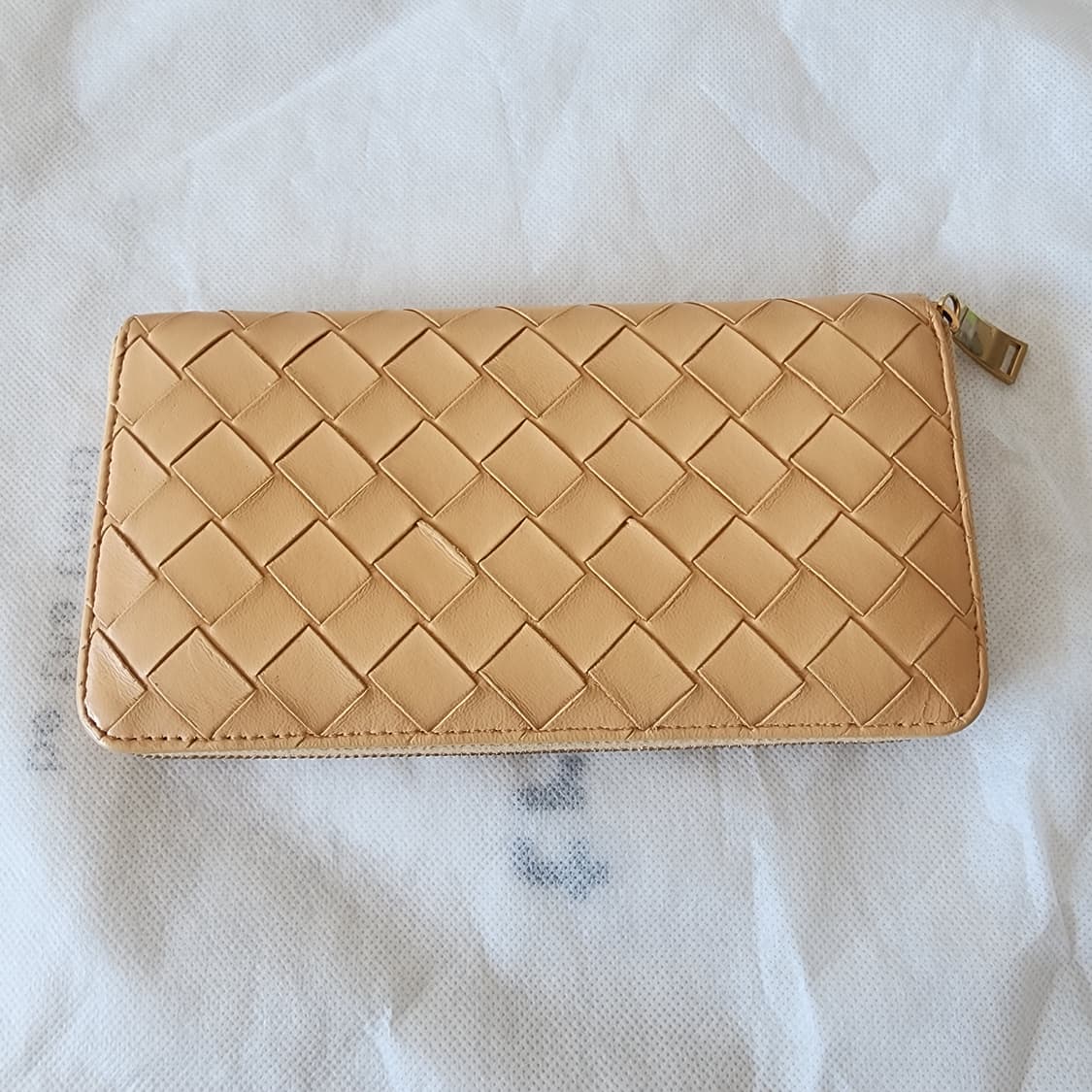 정품 보테가베네타 인트레치아토 지퍼 어라운드 장지갑 상품이미지2