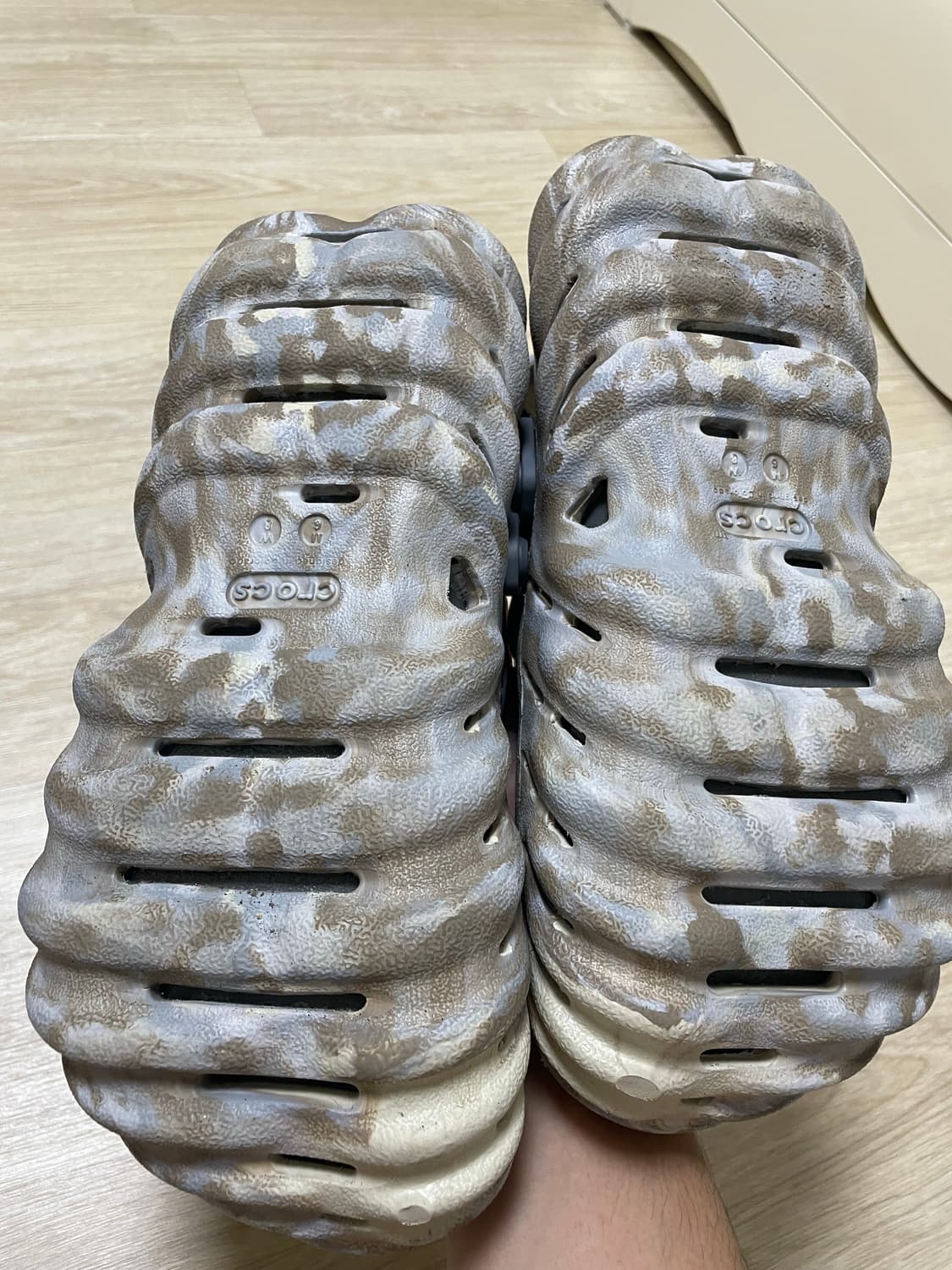 크록스 에코 마블드 클로그 본 멀티 260 상품이미지2