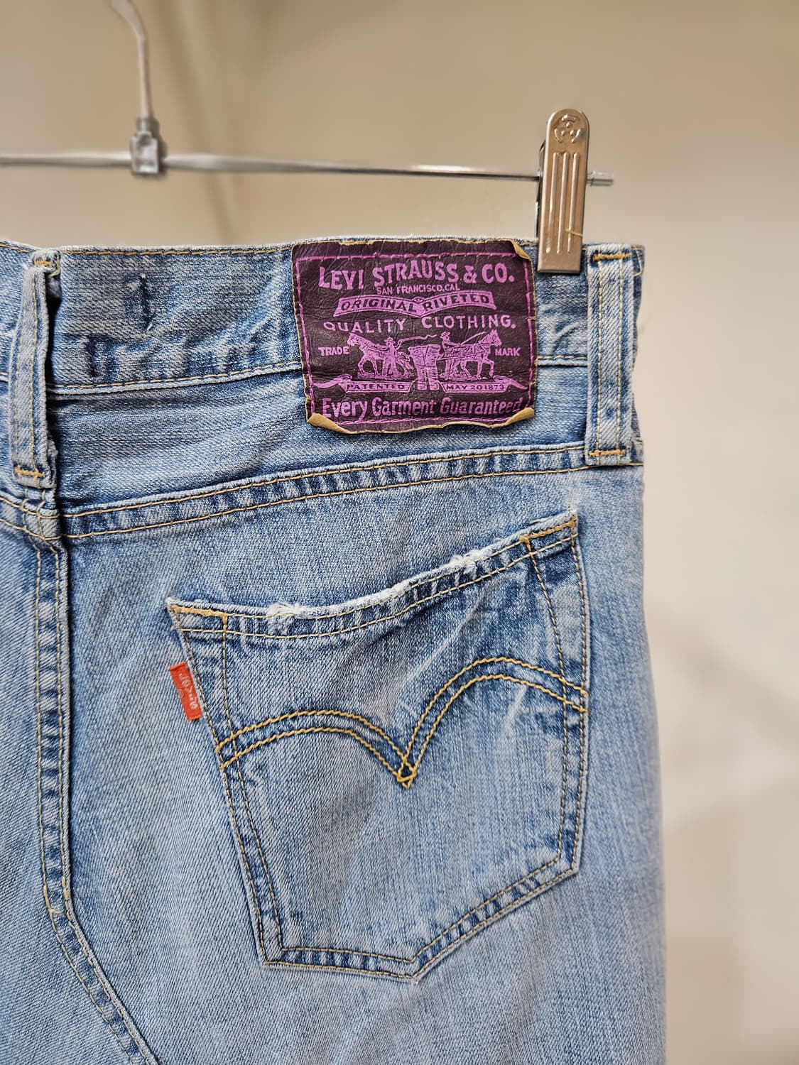 리바이스 커스텀 패치 데님 치마 상품이미지3