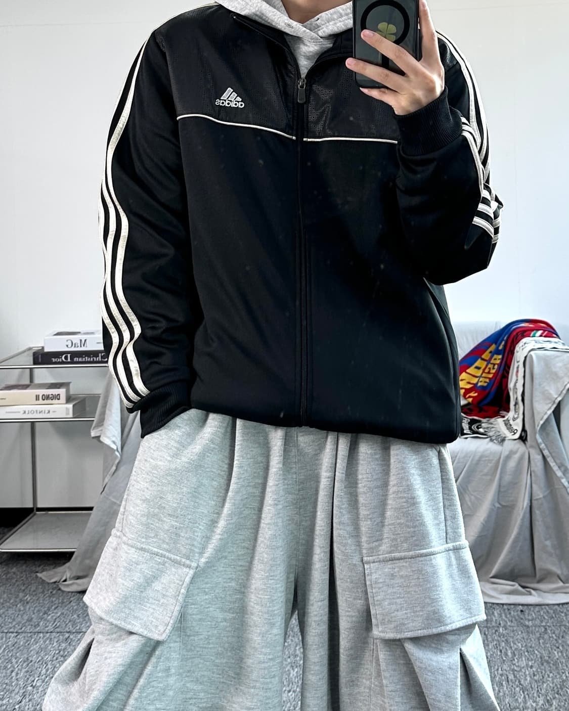 아디다스 블랙 골드 트랙탑 져지 XL 상품이미지3