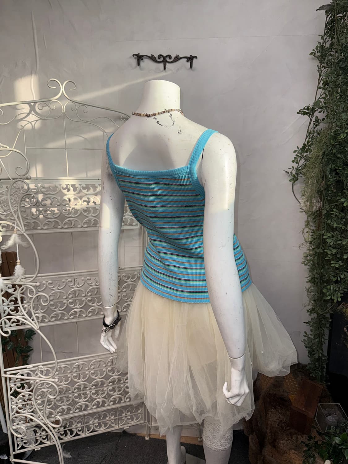 Levi’s multi color stripe sleeveless 새제품 상품이미지2