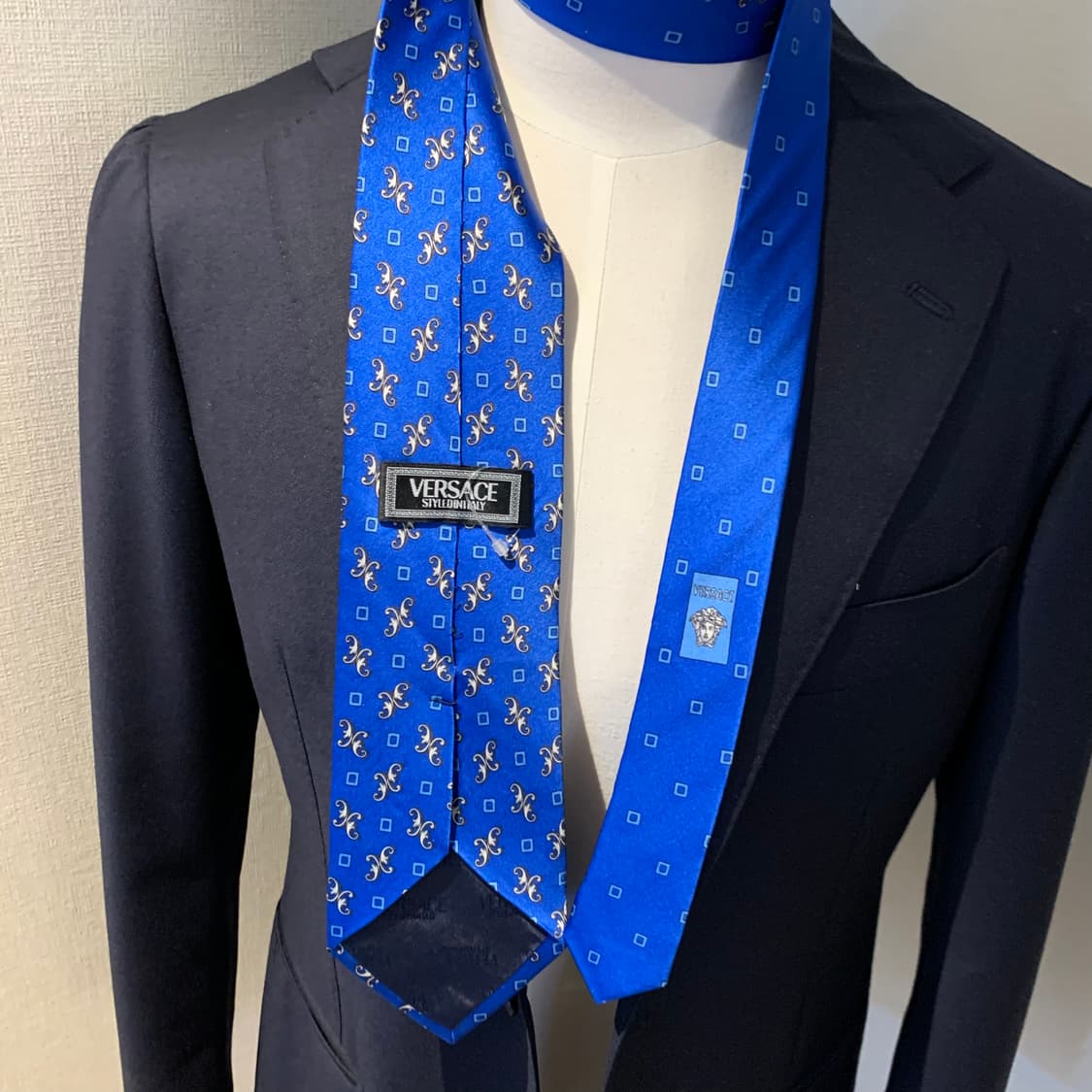 베르사체(VERSACE) 최상급 명품넥타이 이태리 100실크 9cm 상품이미지2