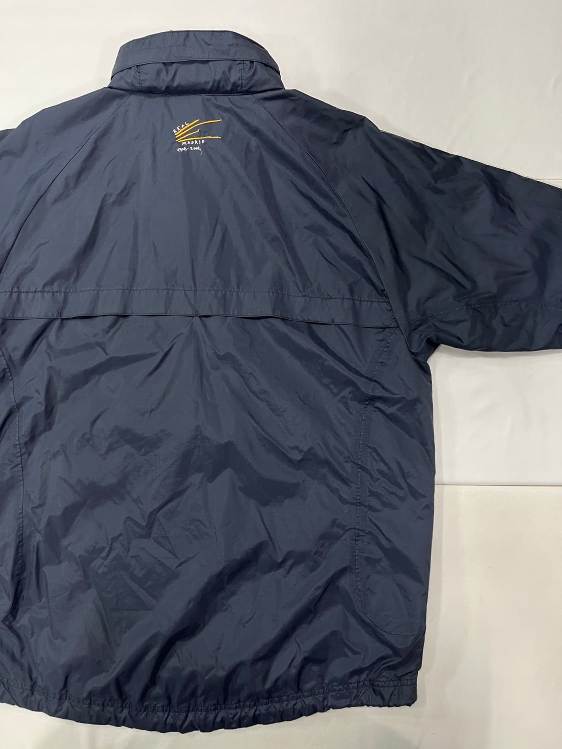 아디다스 레알 마드리드 CF 100주년 바람막이 상품이미지7