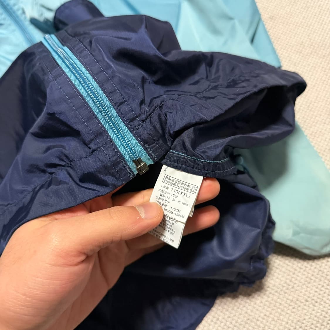 노스페이스 경량 바람막이 상품이미지3