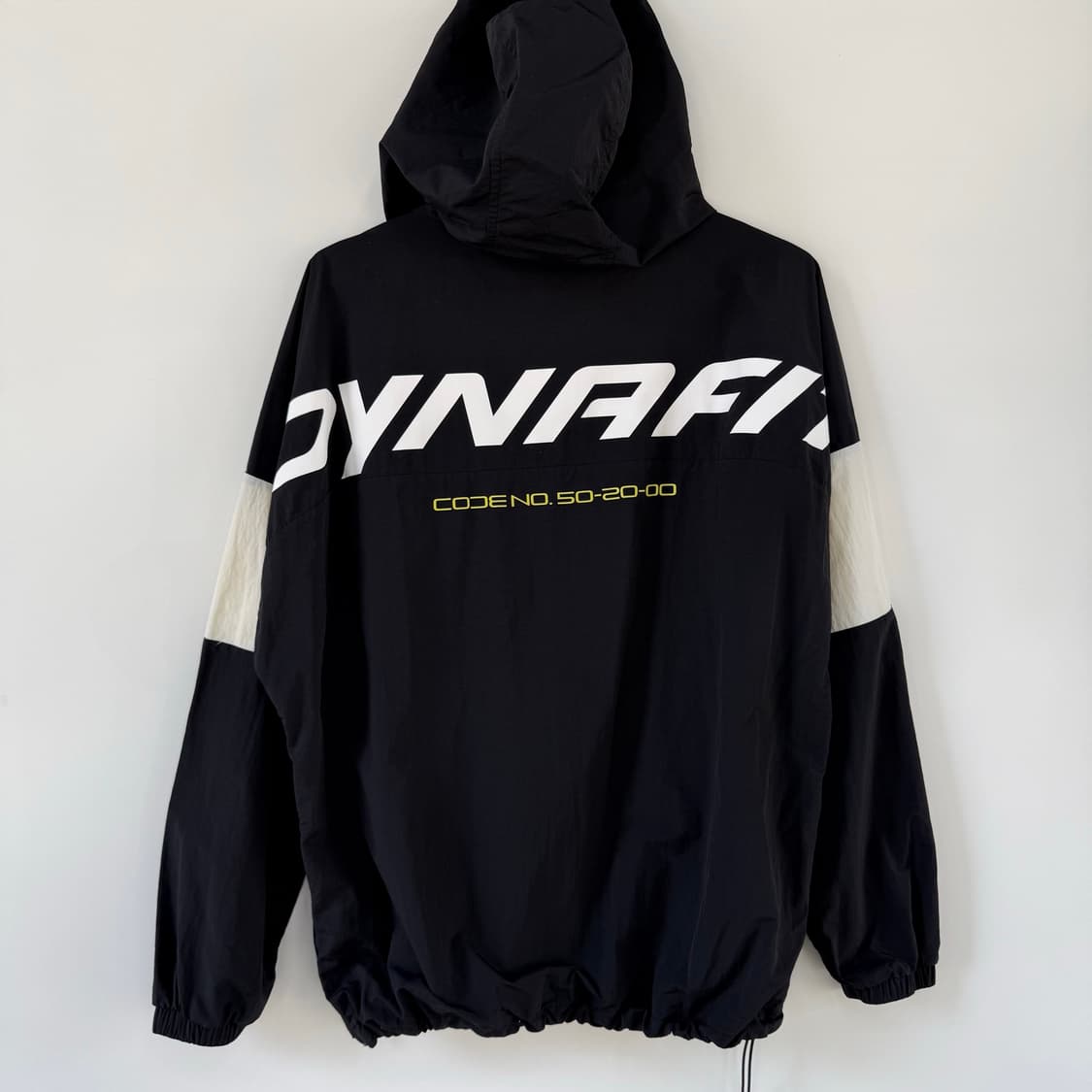 다이나핏 DYNAFIT 하프 집업 나일론 우븐 아노락 바람막이 자켓 블랙 상품이미지1