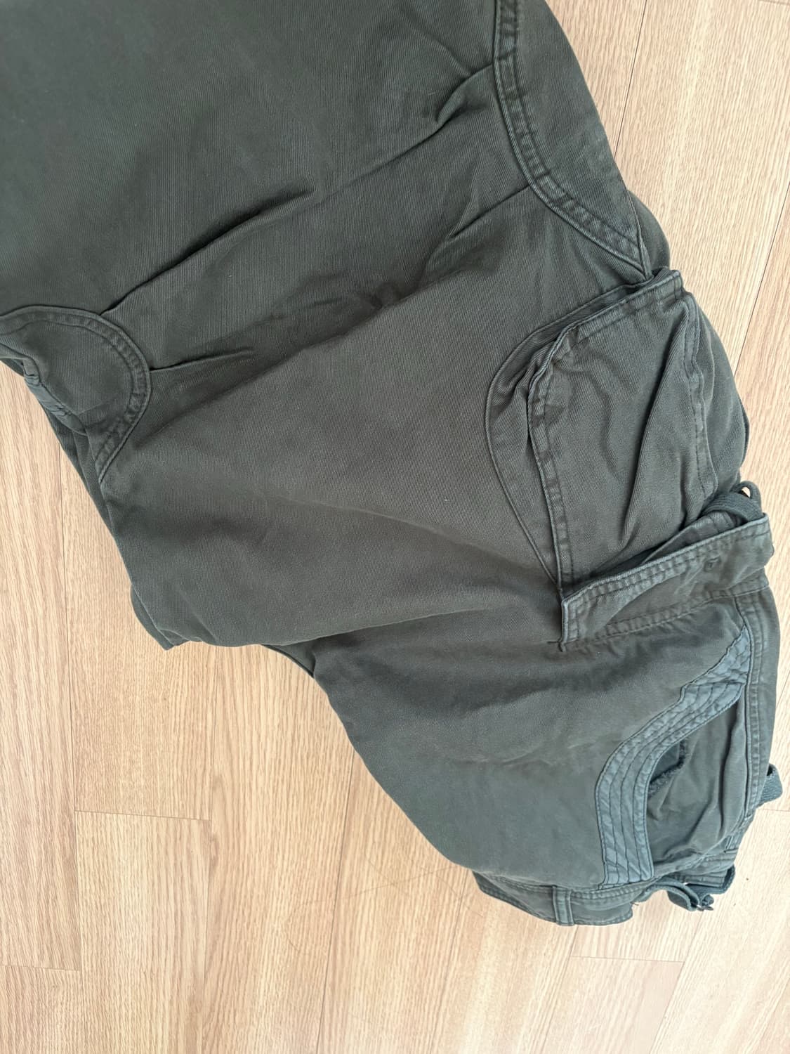 SUU WASHED POCKET PANTS ASH KHAKI 상품이미지6