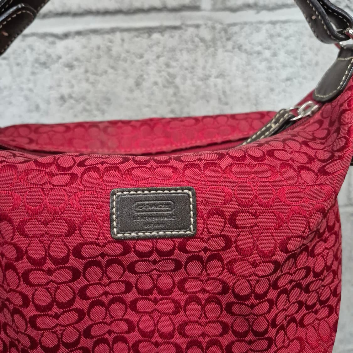 코치 미니 시그니처 파우치백 상품이미지2