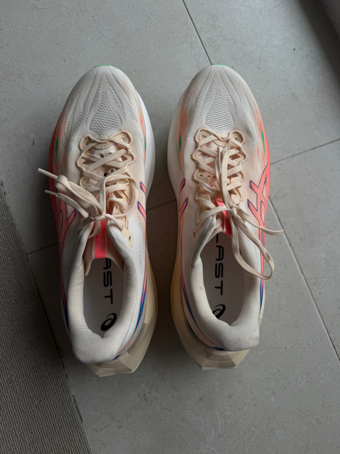 아식스 슈퍼블라스트3 러닝화 290mm 상품이미지8