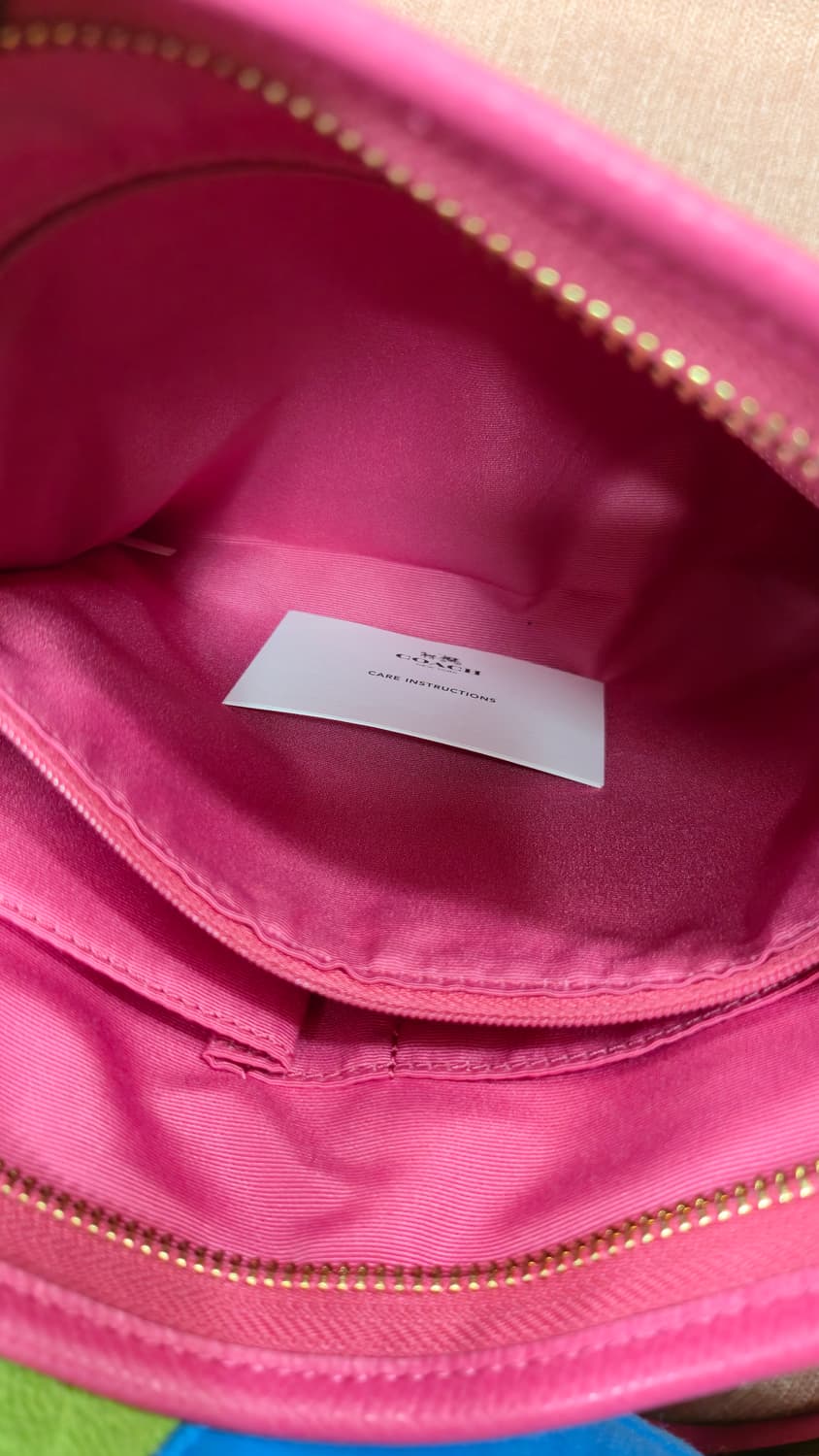 코치 시그니처 크로스백 브라운/핑크 상품이미지9