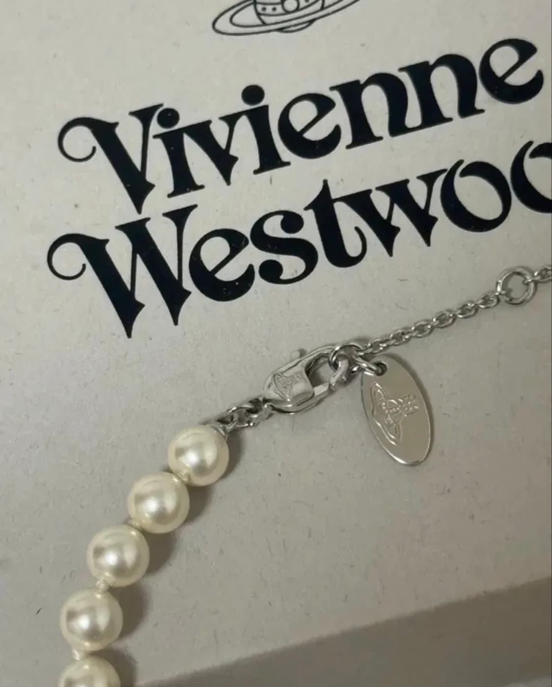 비비안웨스트우드 루크리스 진주 목걸이 상품이미지2