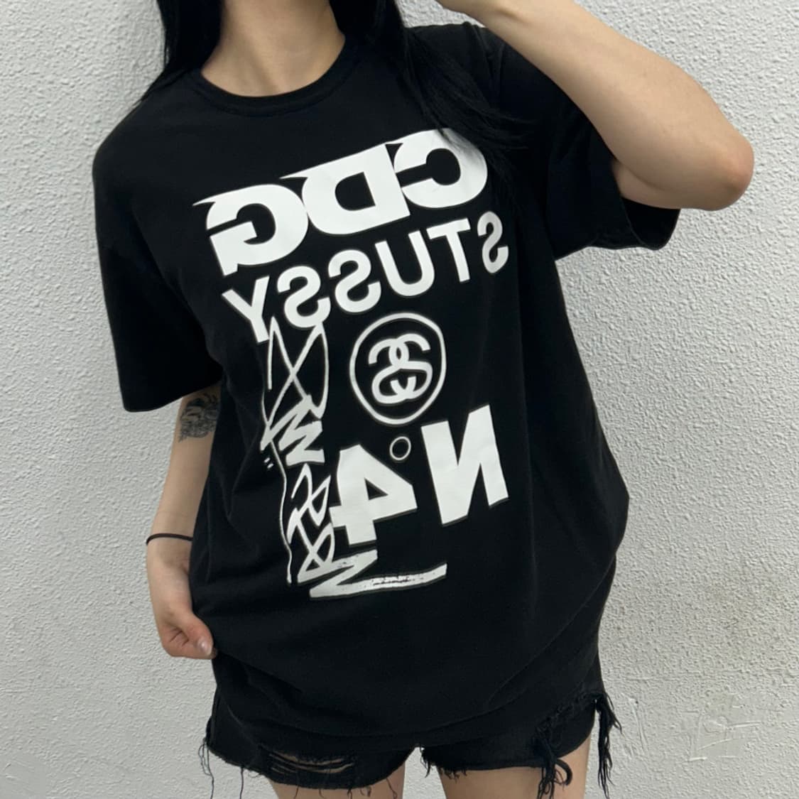 꼼데가르송 x 스투시 로고 블랙 반팔 XL 상품이미지1
