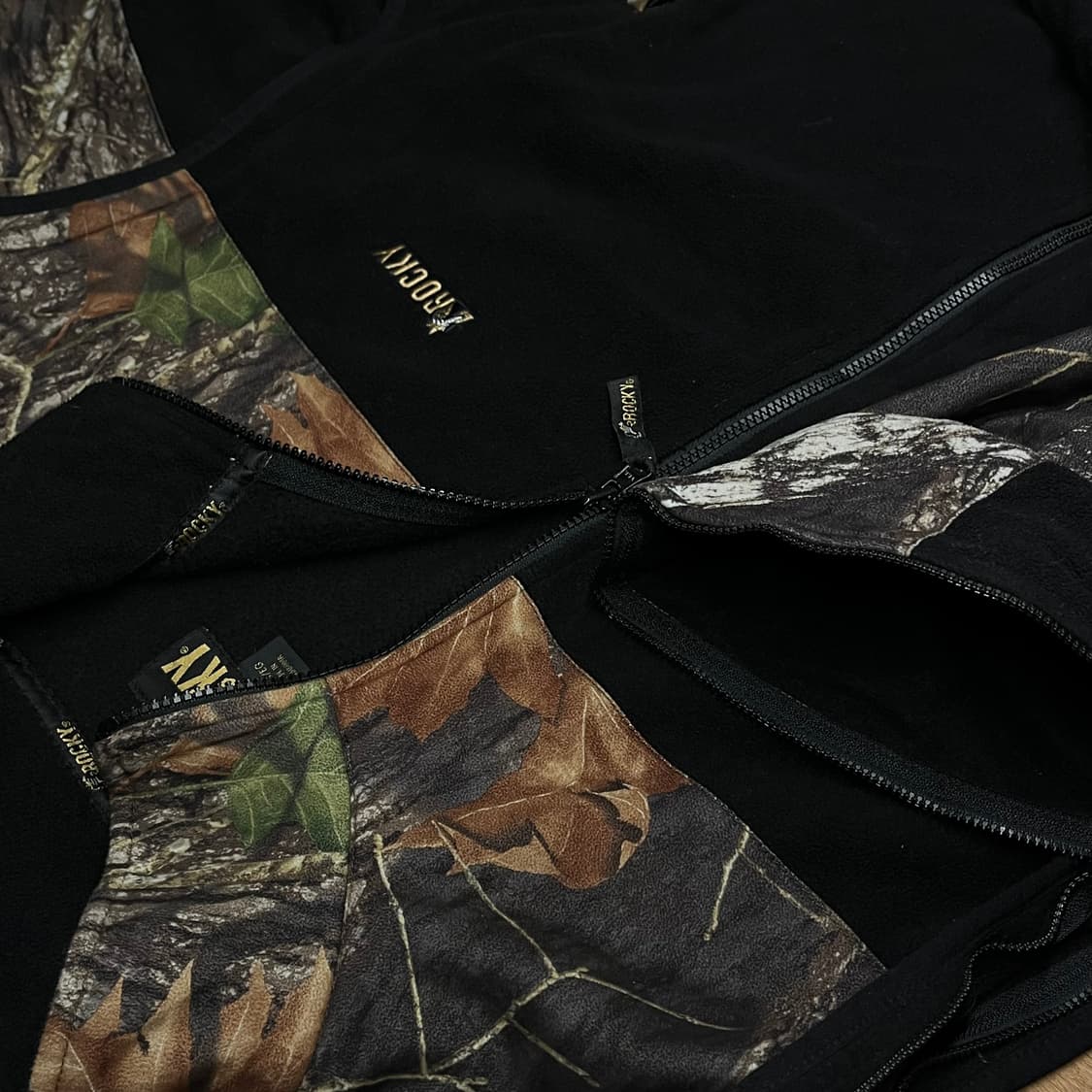 Rocky 리얼트리 후리스(팔 탈부착 가능제품) 상품이미지1