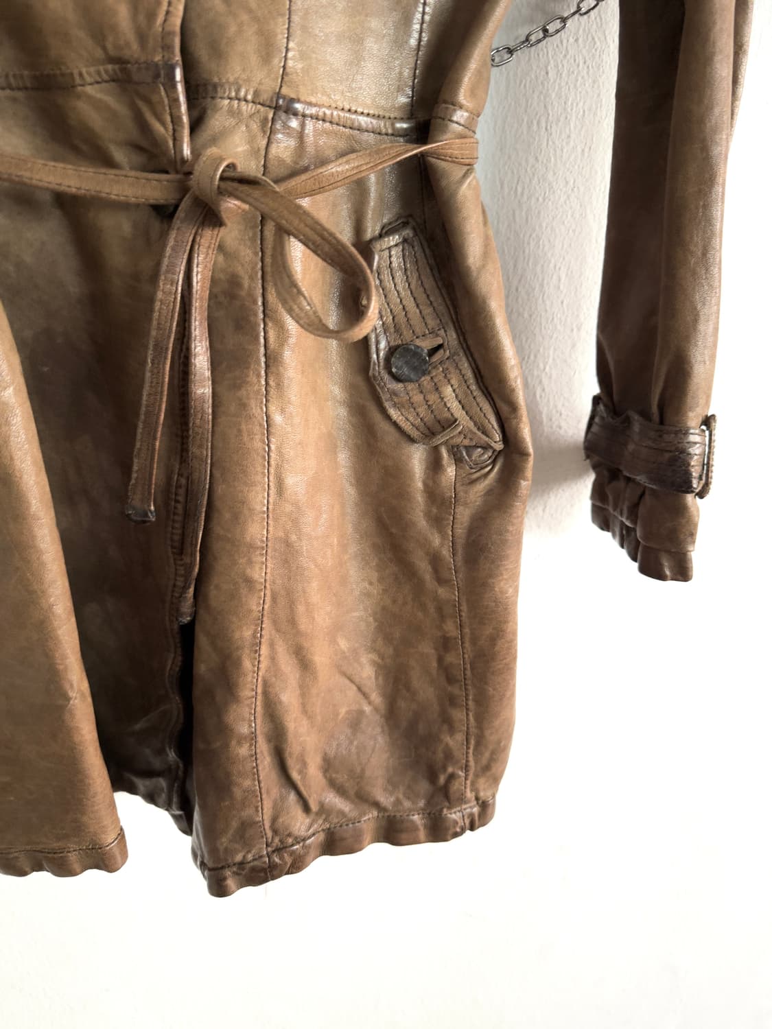 조르지오 브라토 슈링크레더 아티저널 레더 코트 상품이미지3